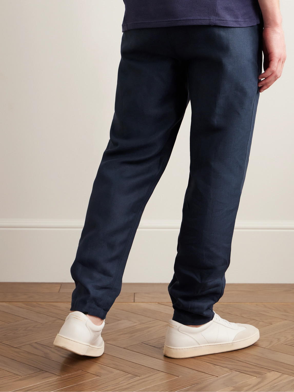 Shop Derek Rose Sydney 2 Slim-fit Linen Drawstring Trousers In Blue