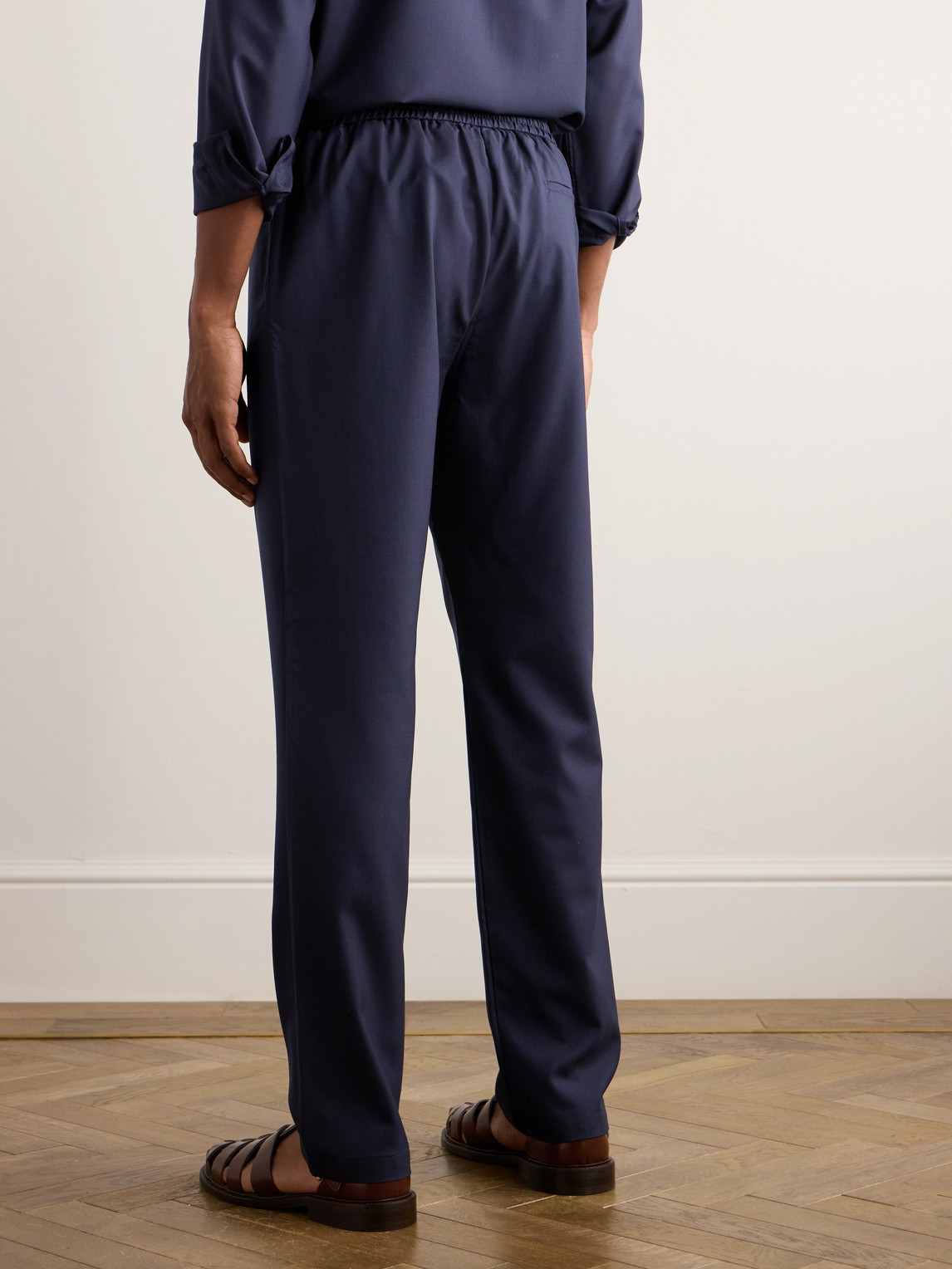 Shop De Bonne Facture Straight-leg Virgin Wool-blend Drawstring Trousers In Blue