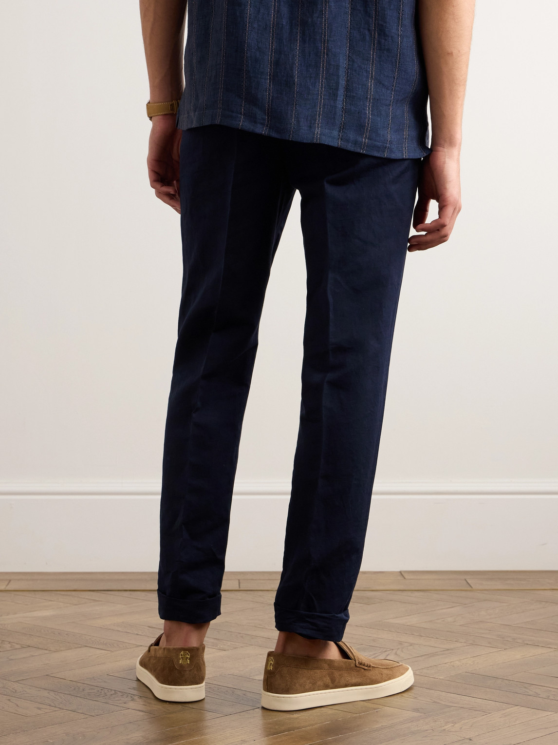 Shop Brunello Cucinelli Straight-leg Pleated Linen And Cotton-blend Trousers In Blue