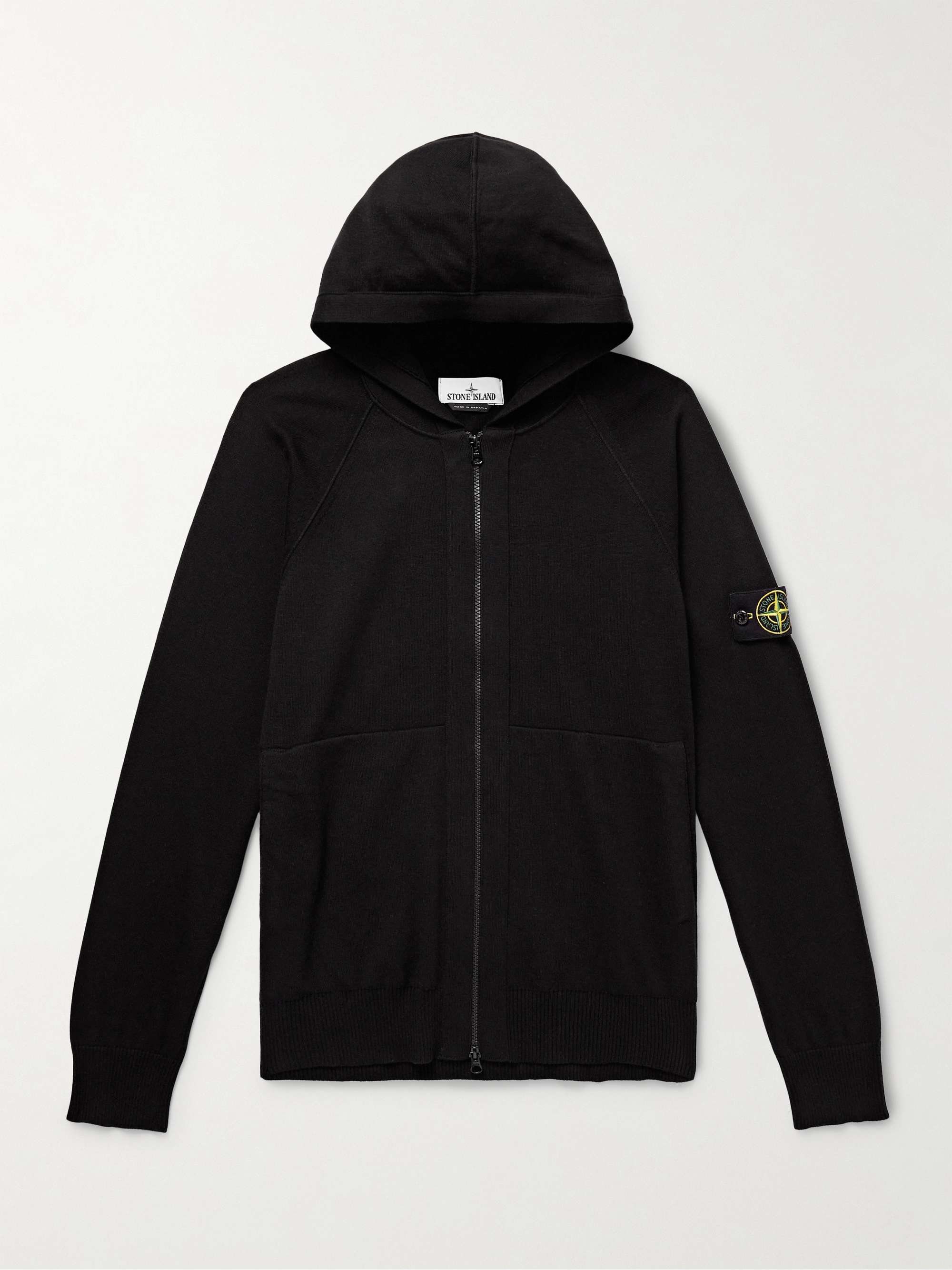 お待ちしておりますSTONE ISLAND ZIP HOODIE