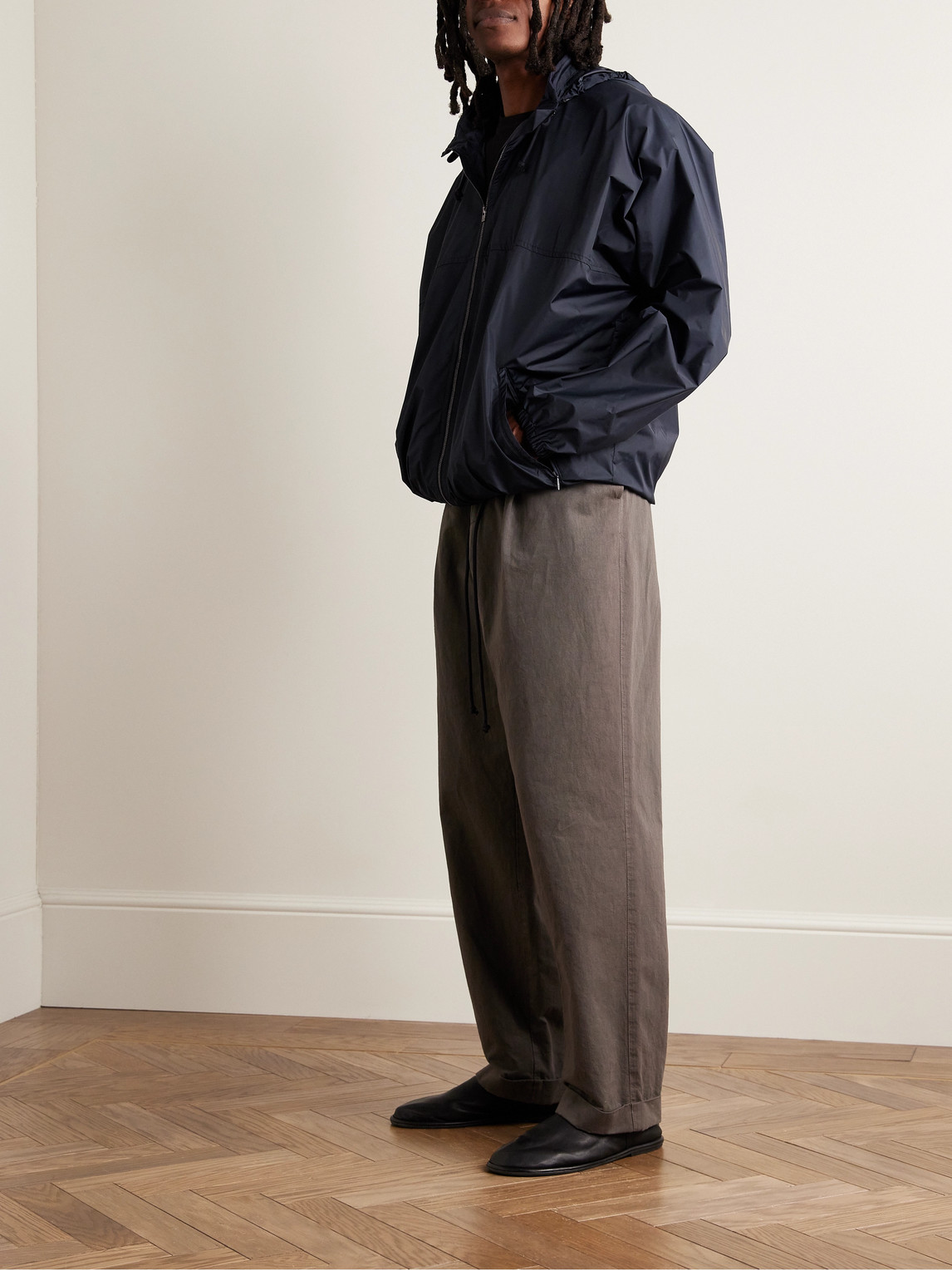 The Row Jett Shell Jacket In Blue