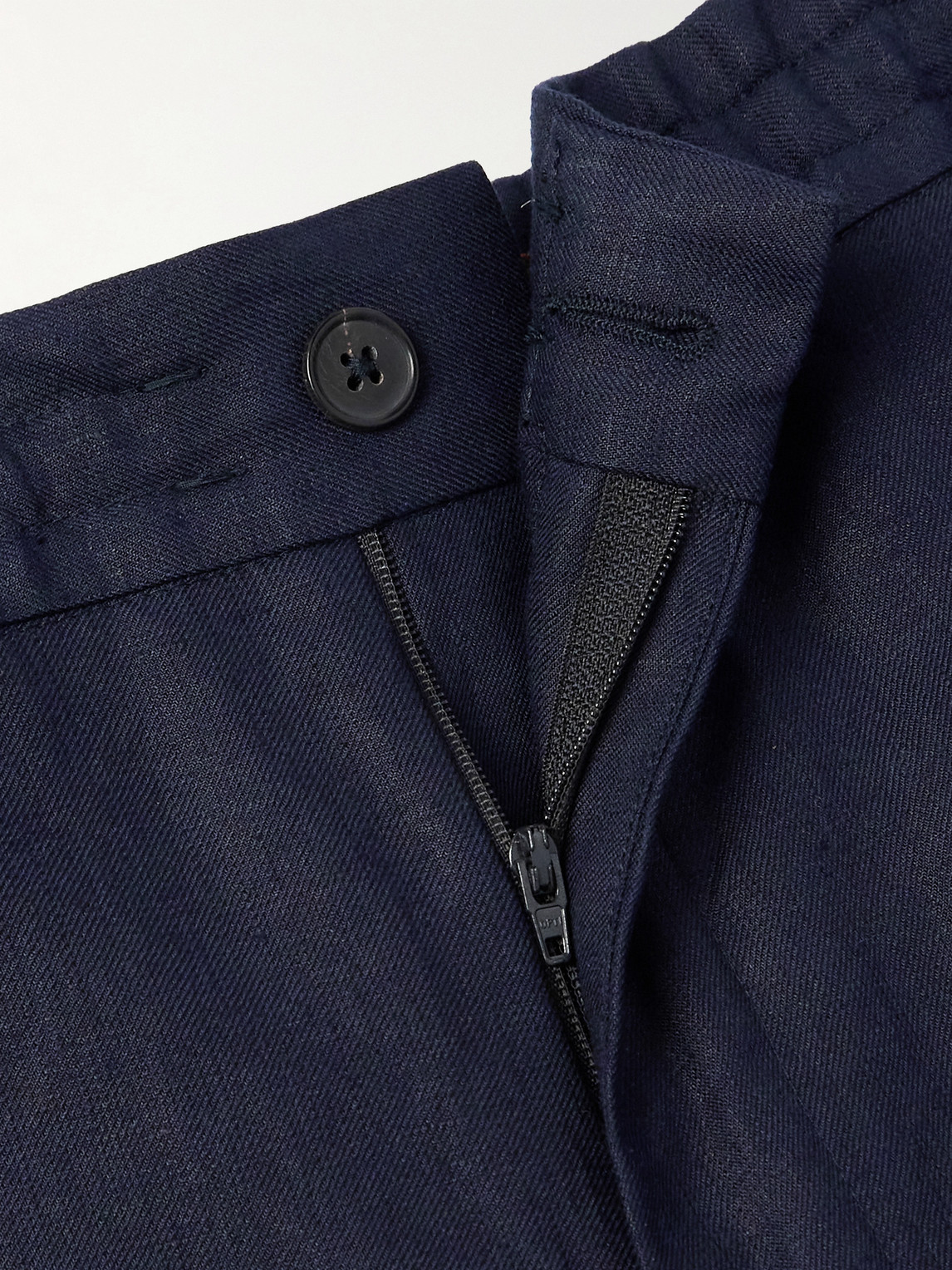 Zegna Tapered Oasi Linen Trousers In Blue