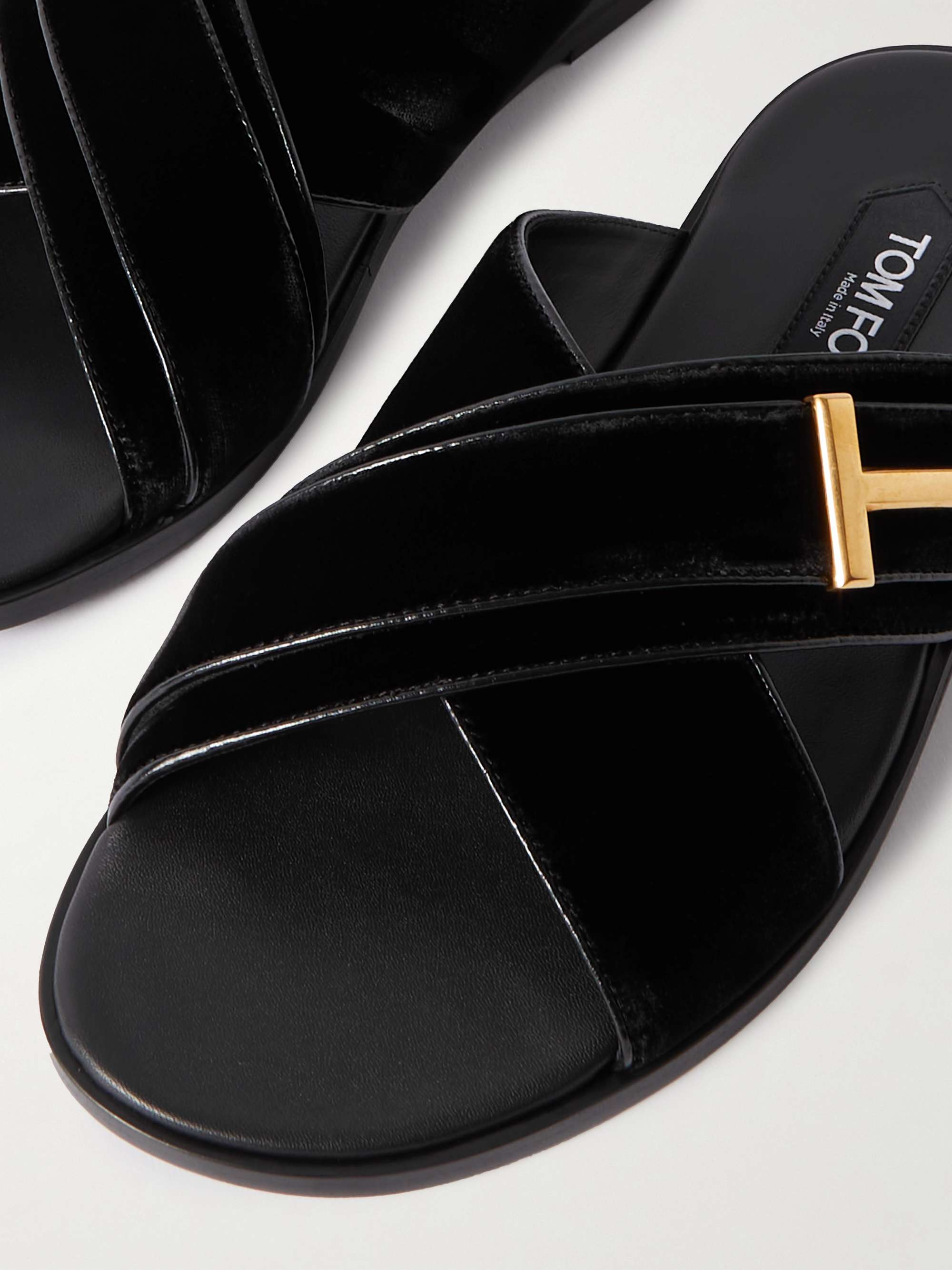 TOM FORD 