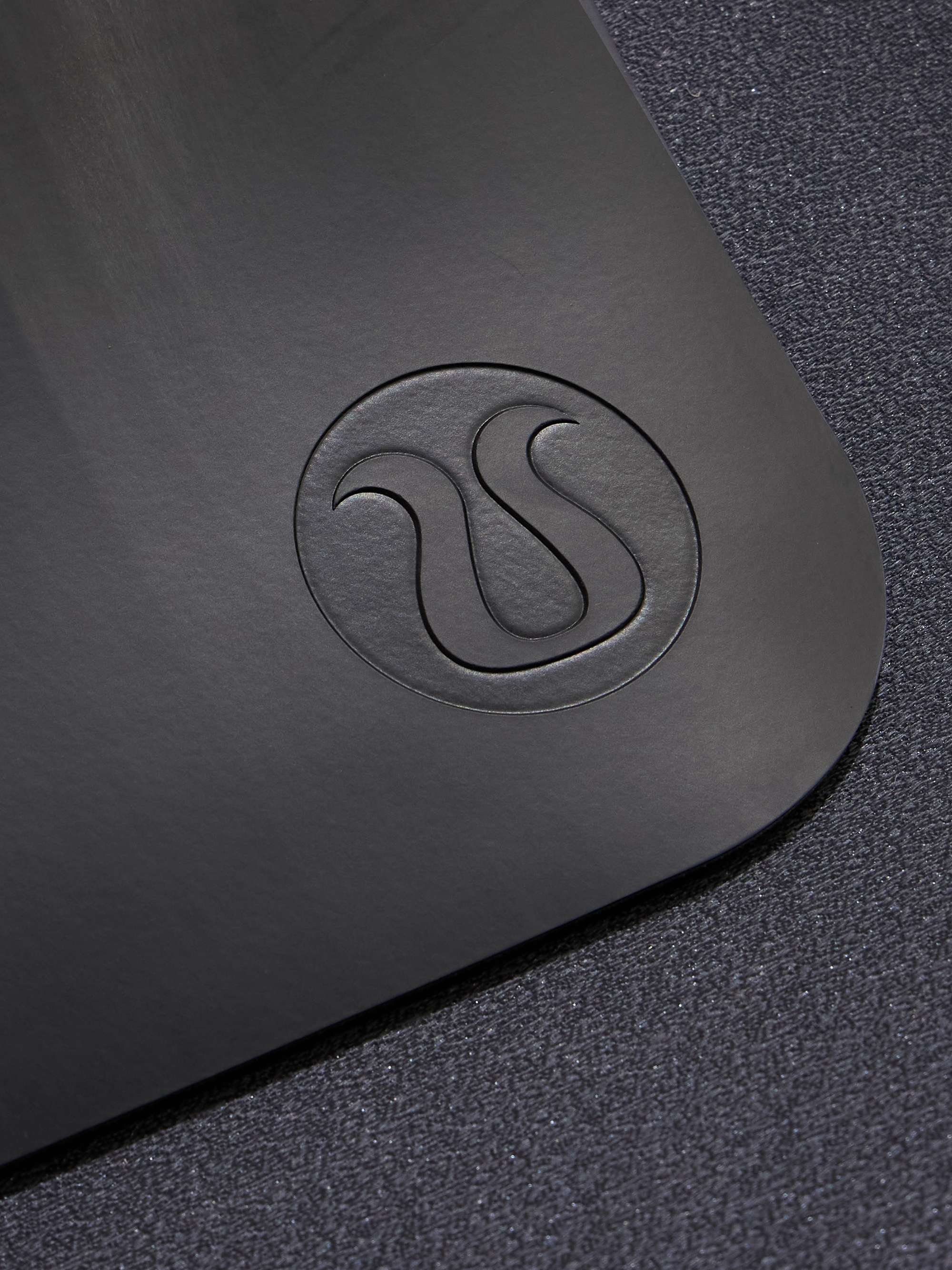 LULULEMON 
