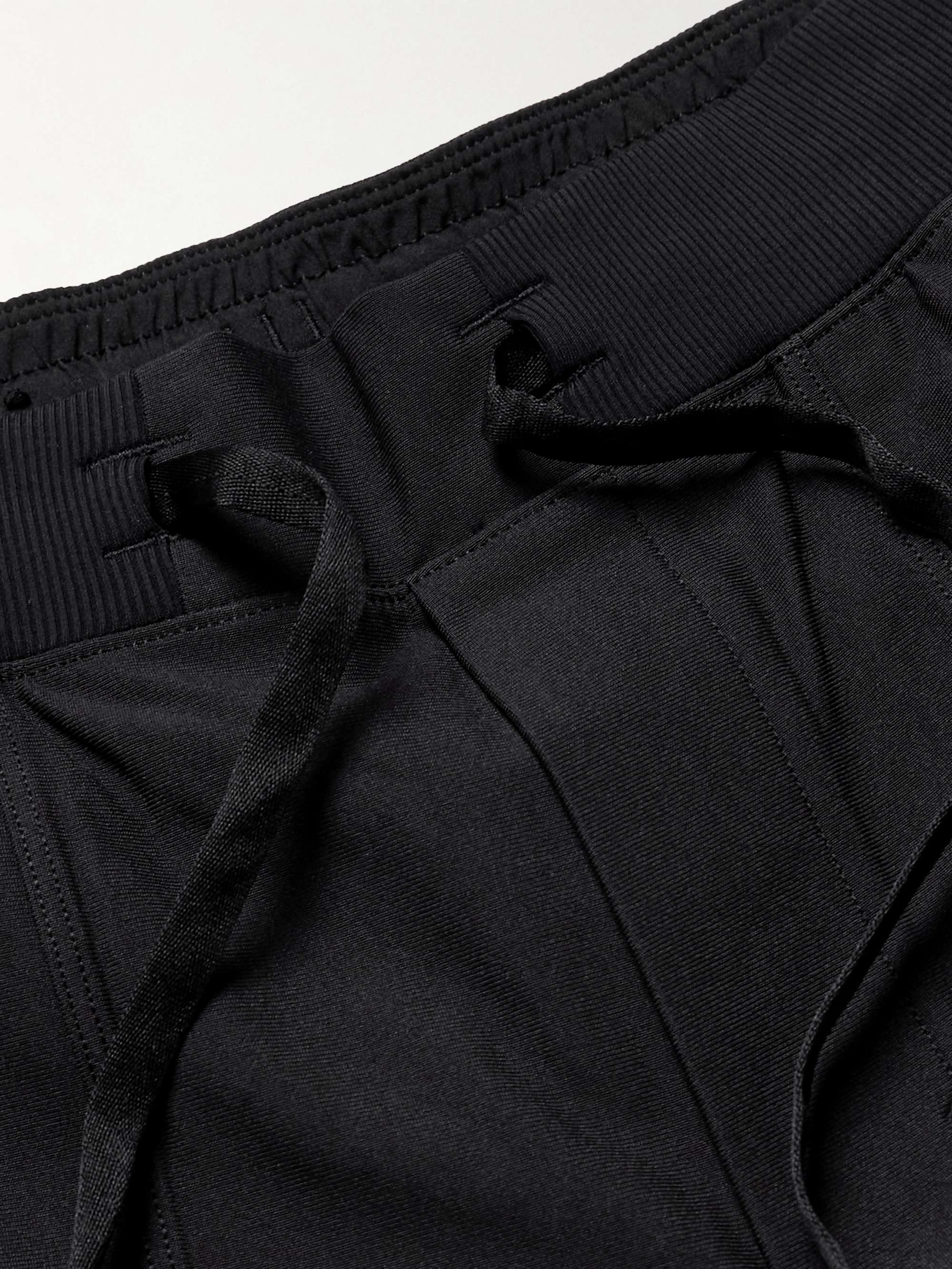 LULULEMON 