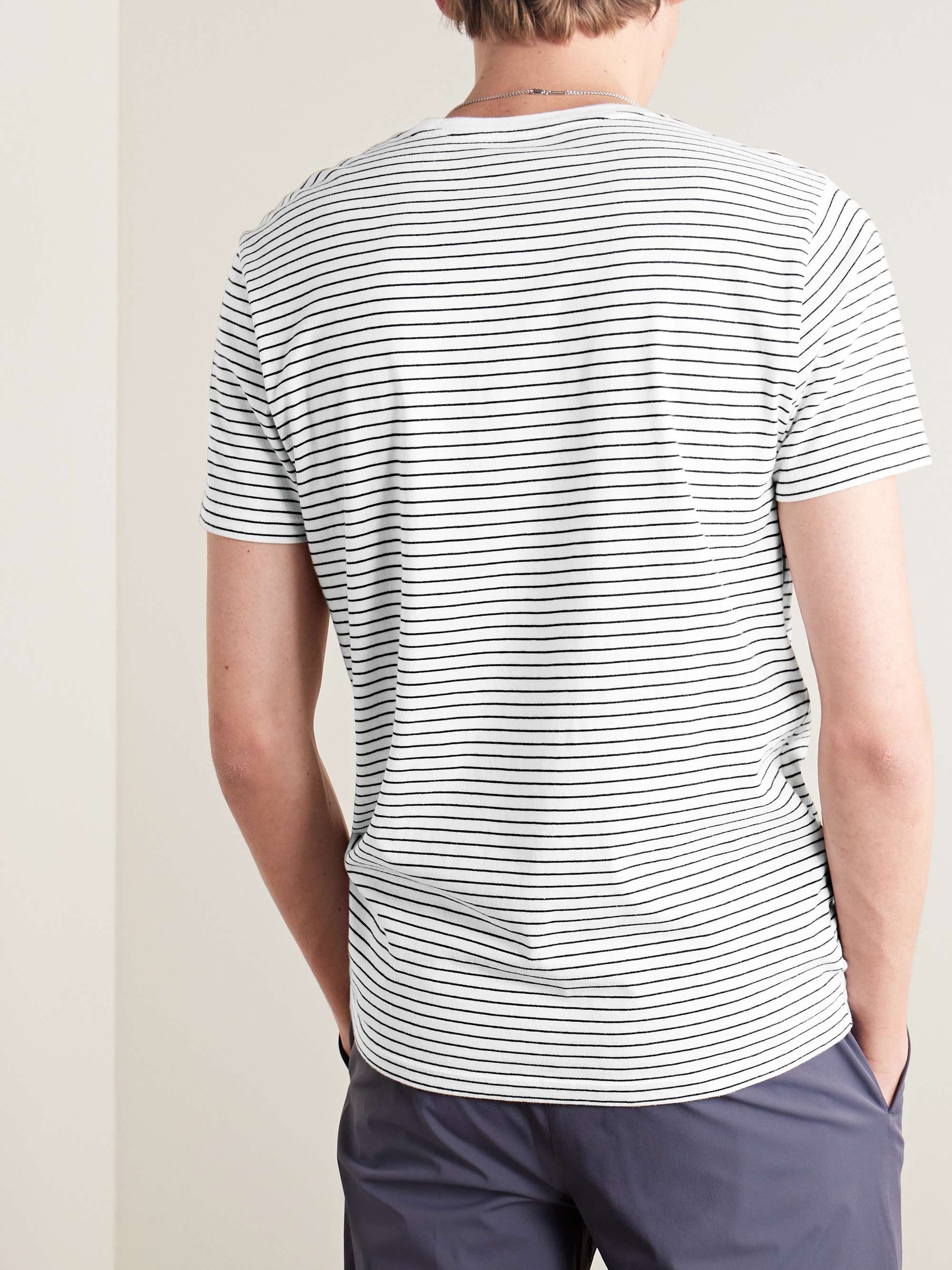 CLUB MONACO 