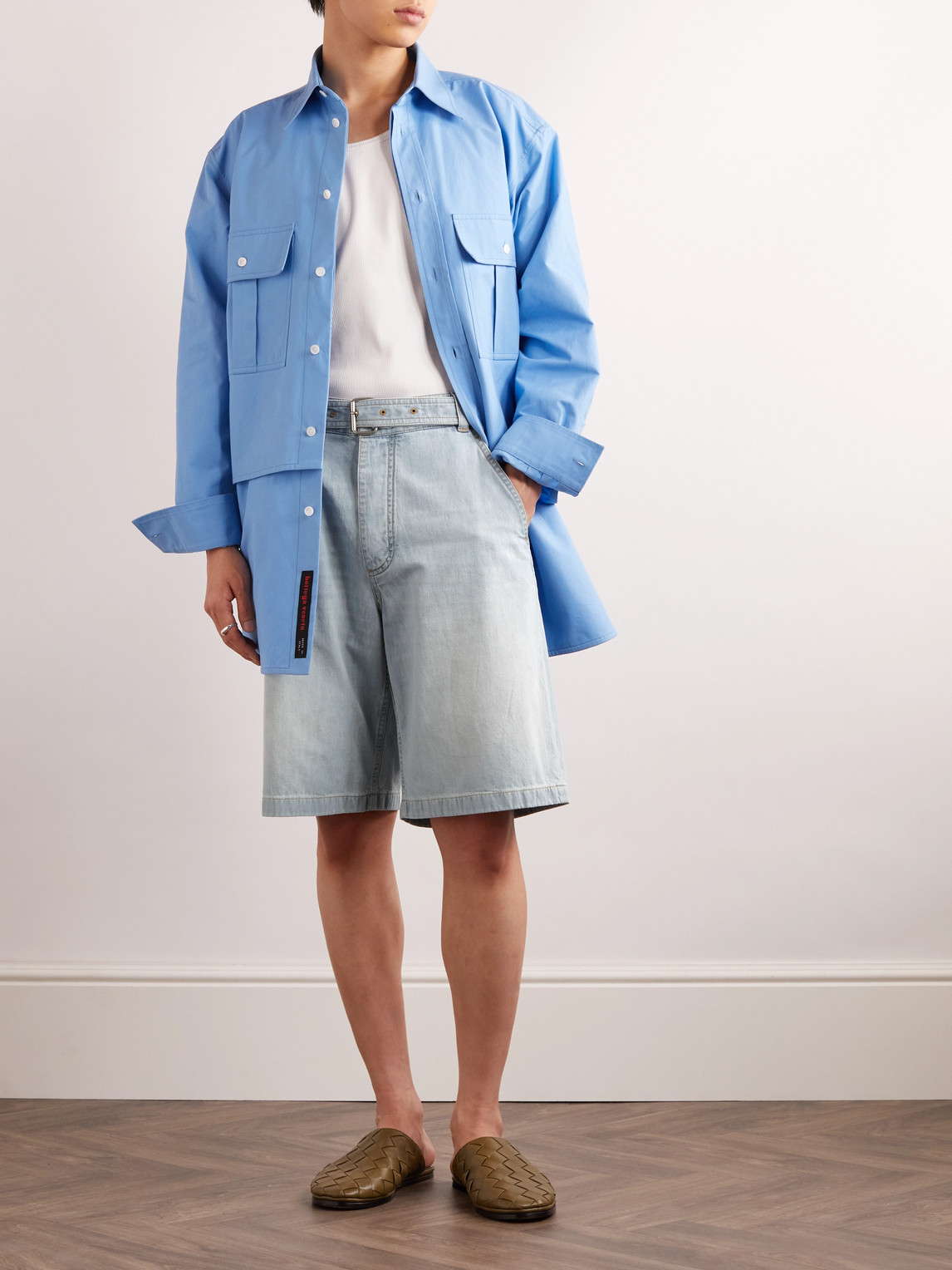 Shop Bottega Veneta Straight-leg Belted Denim Shorts In Blue