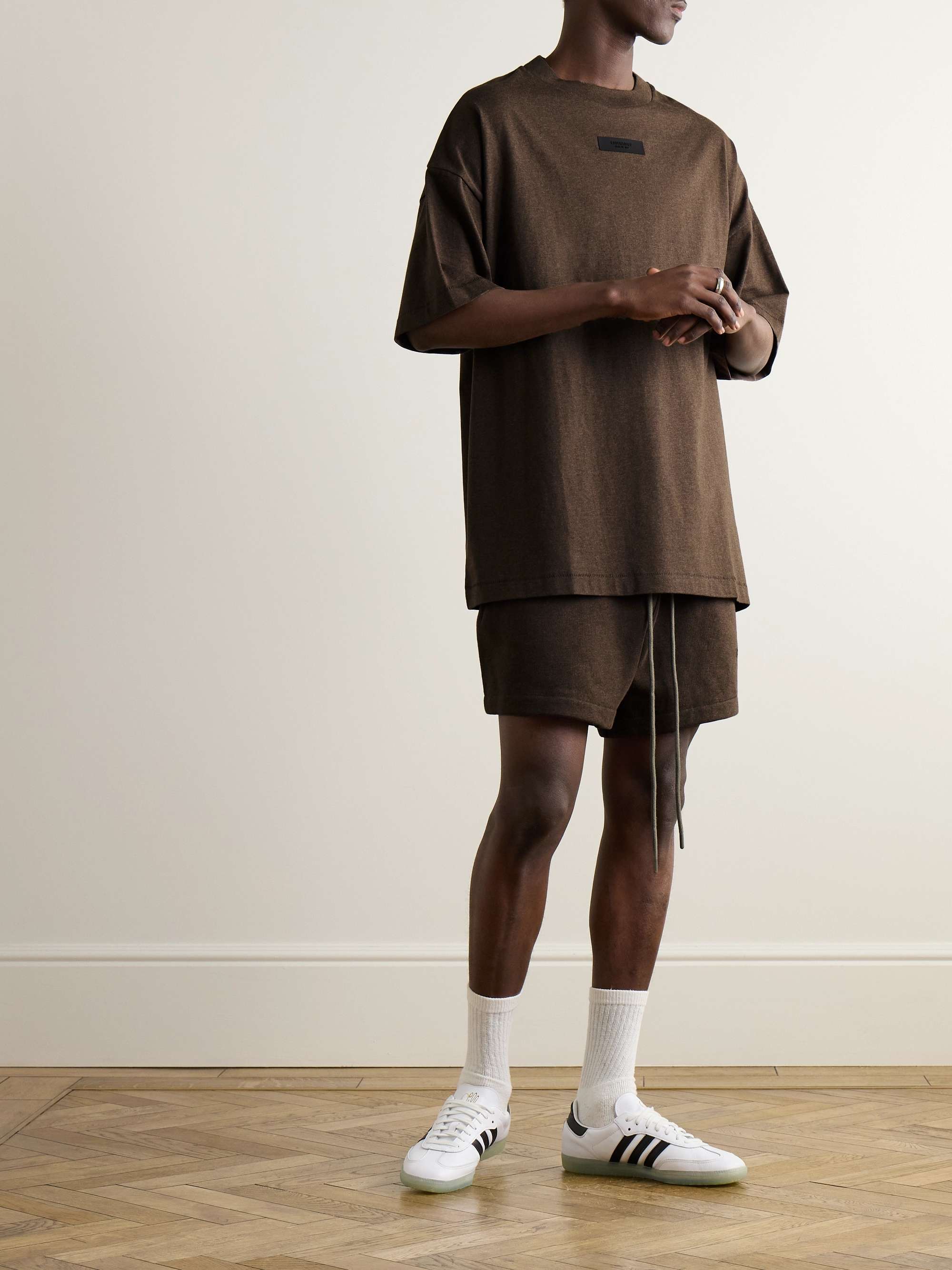 FEAR OF GOD ESSENTIALS 