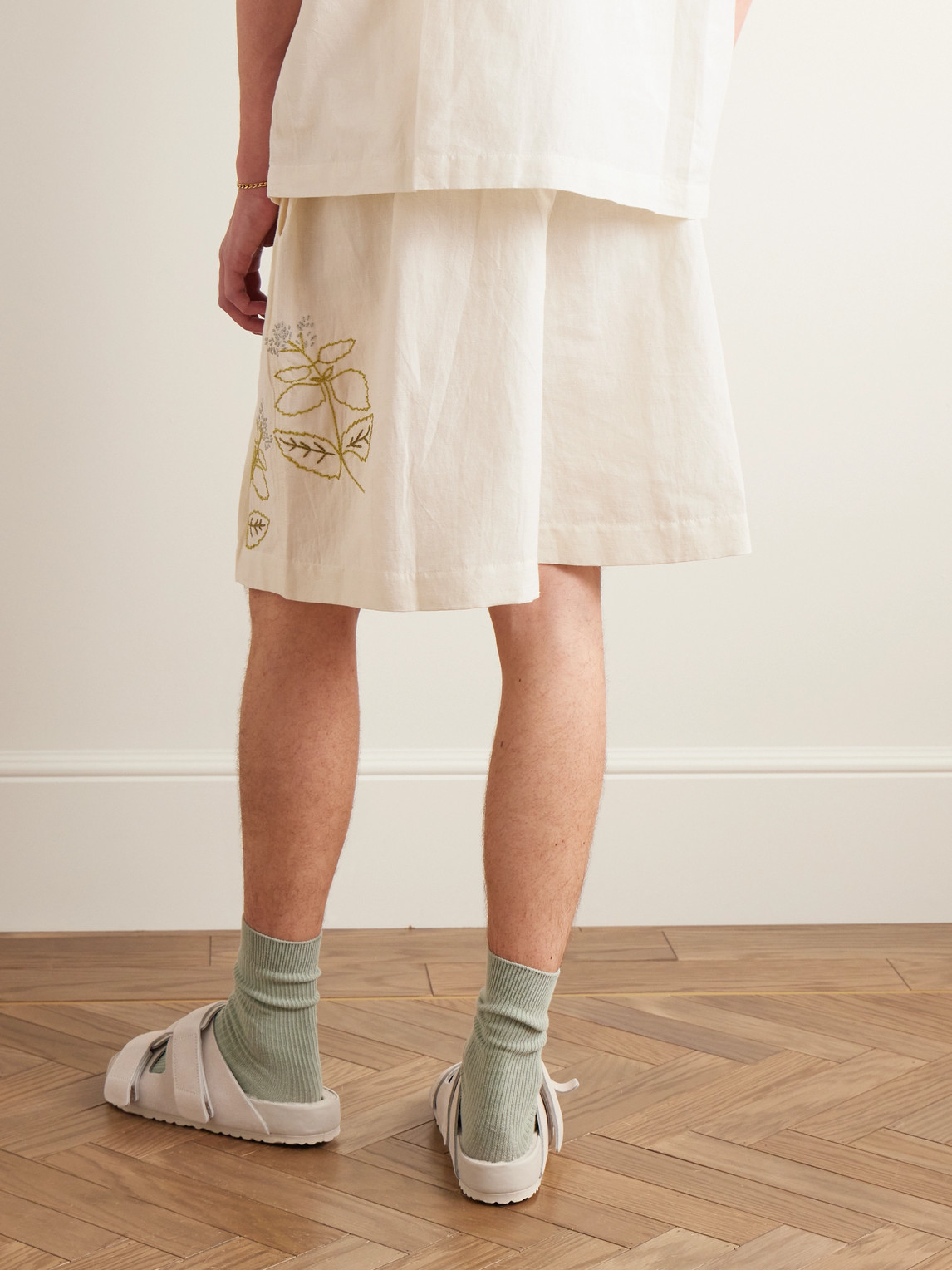 Shop Story Mfg. Bridge Wide-leg Embroidered Cotton And Linen-blend Drawstring Shorts In Neutrals