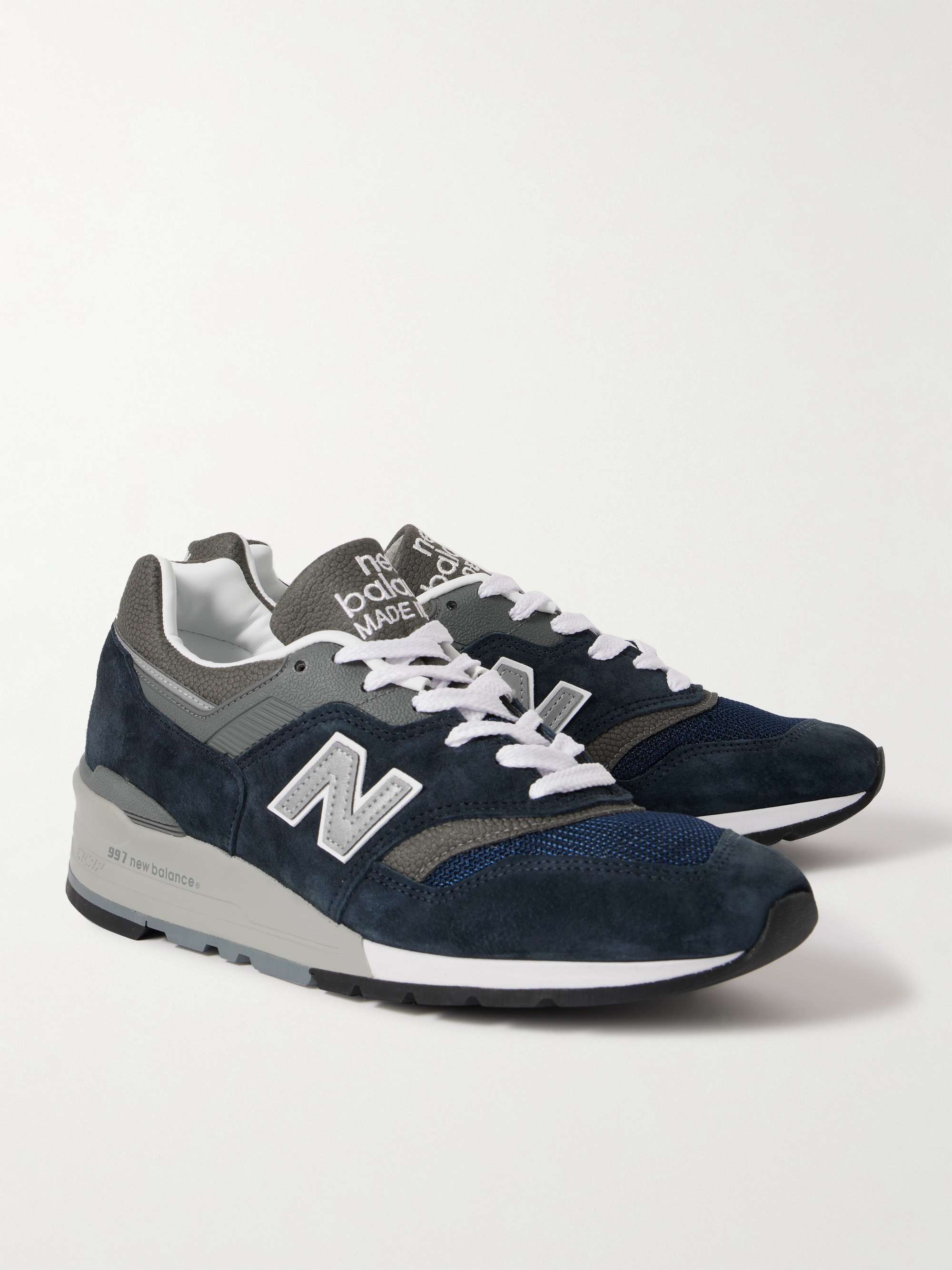 NEW BALANCE 