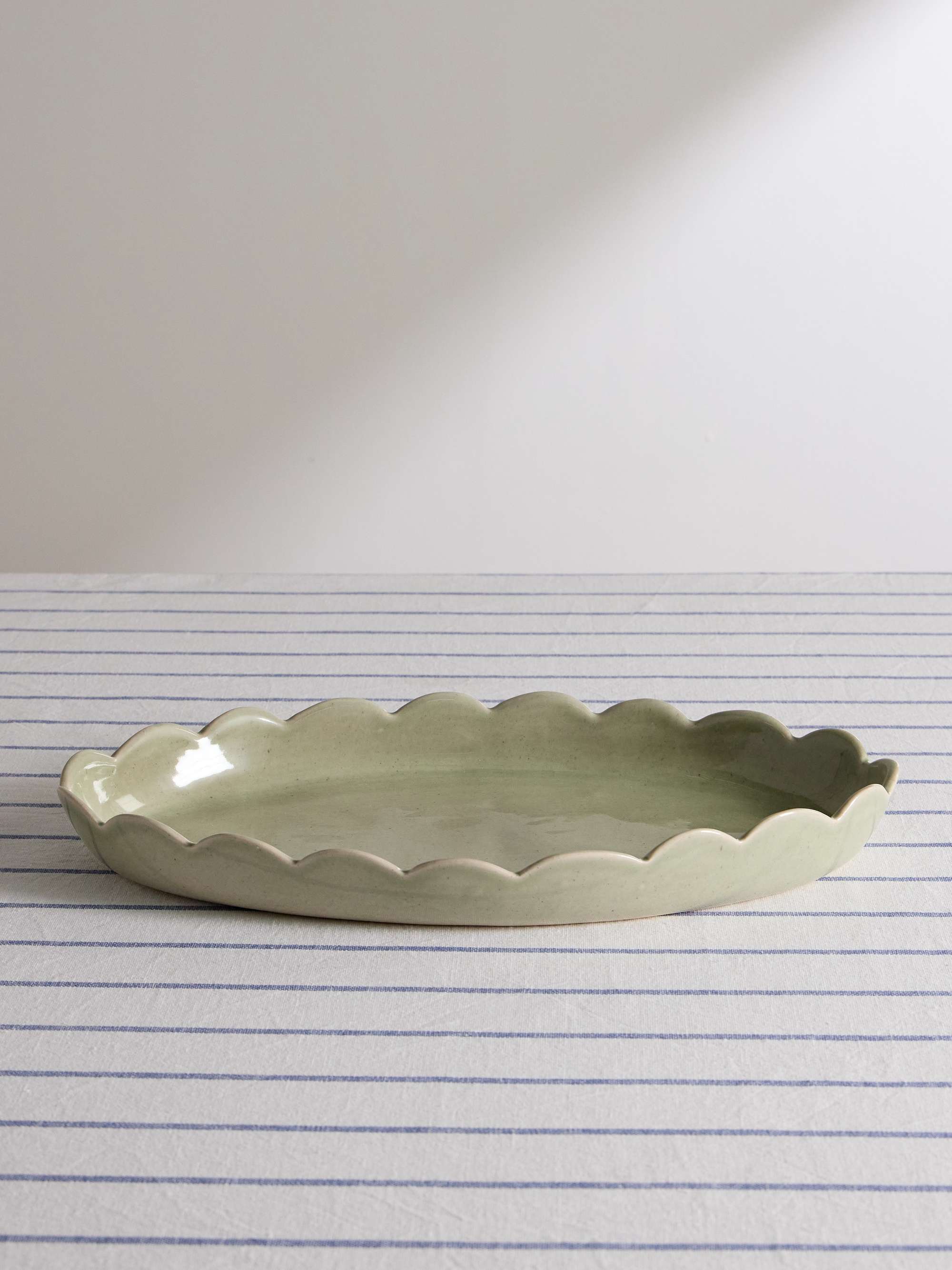 THE CONRAN SHOP Scallop Glazed Stoneware Platter