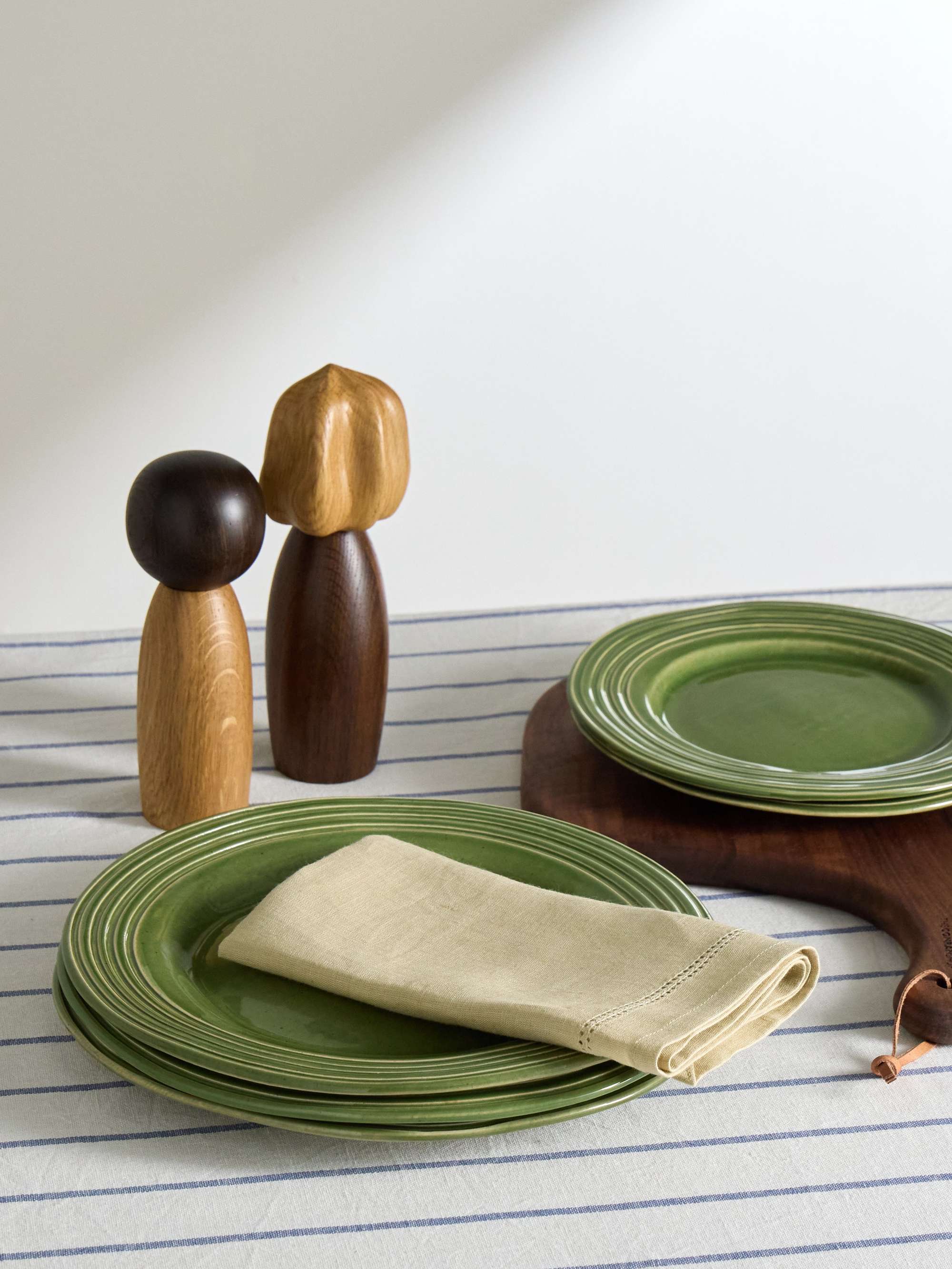 Amberly dinnerware sales