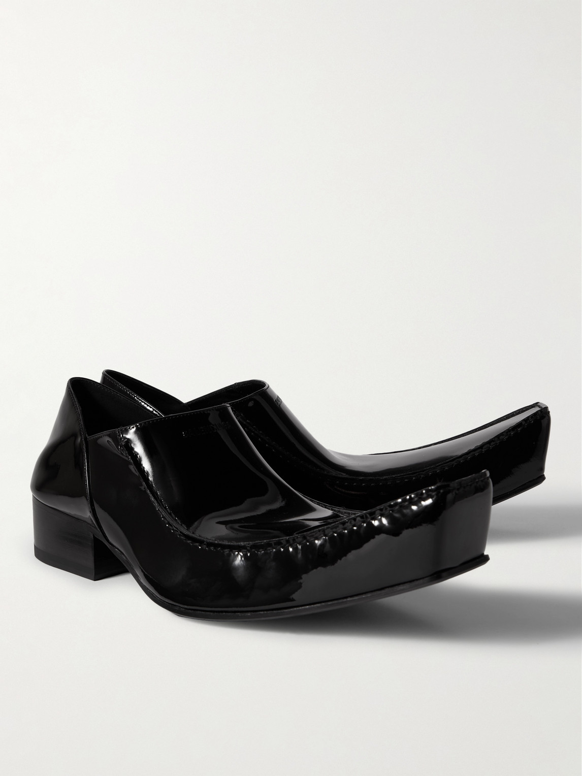 Shop Balenciaga Romeo Collapsible-heel Patent-leather Loafers In Black