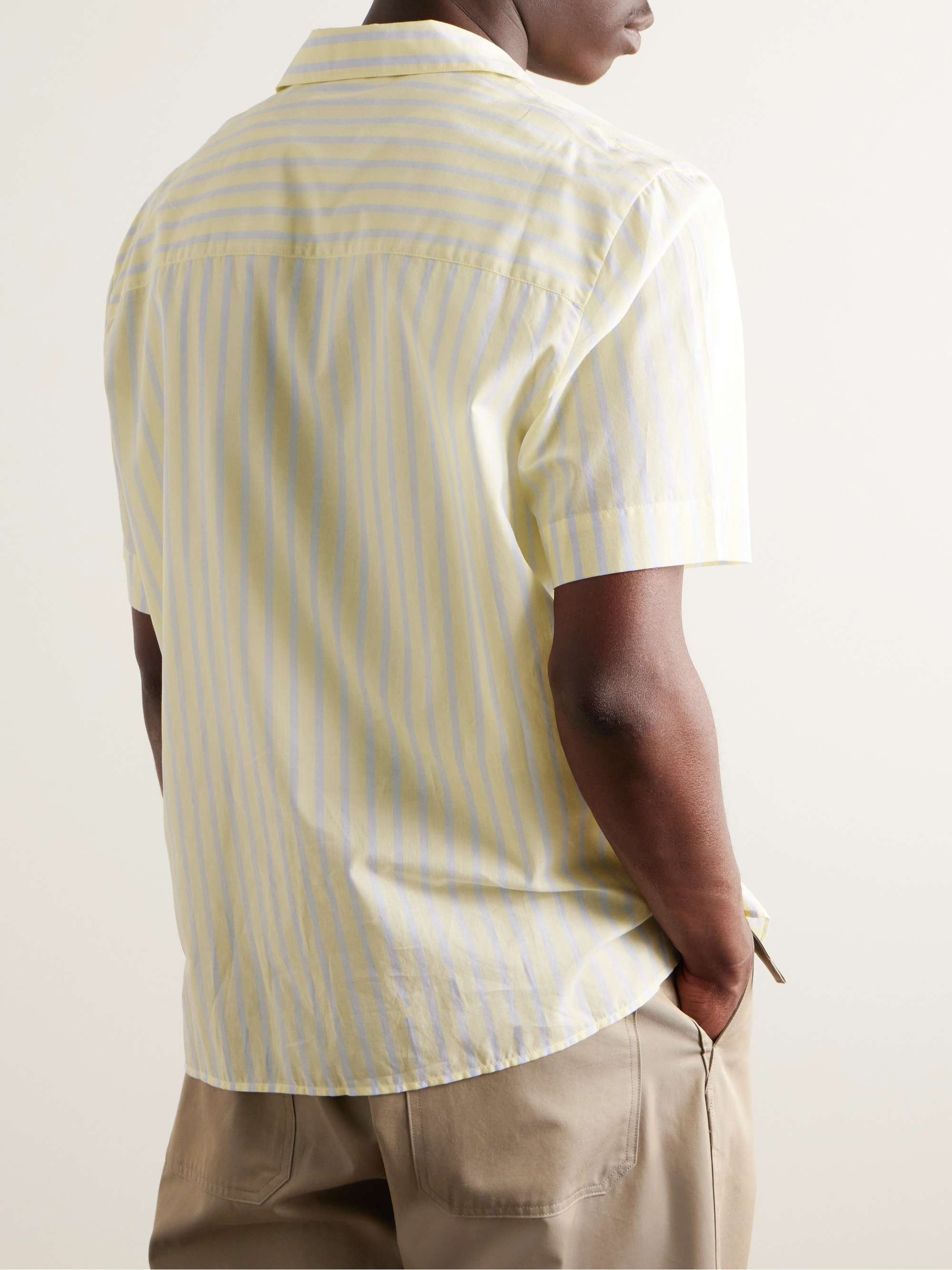 A KIND OF GUISE 