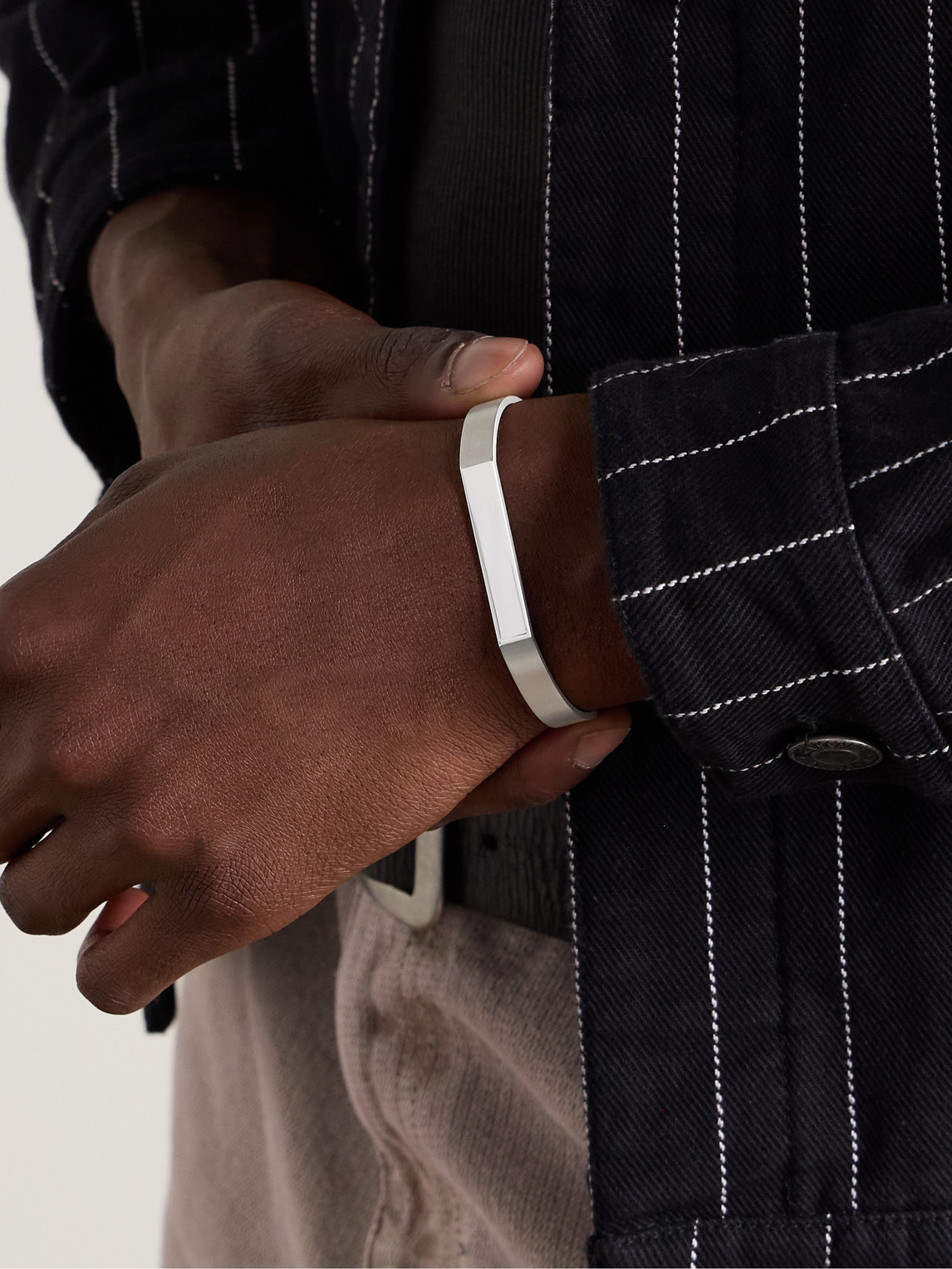 Le Gramme Ribbon 21g Recycled Brushed Sterling Silver Cuff In Silver