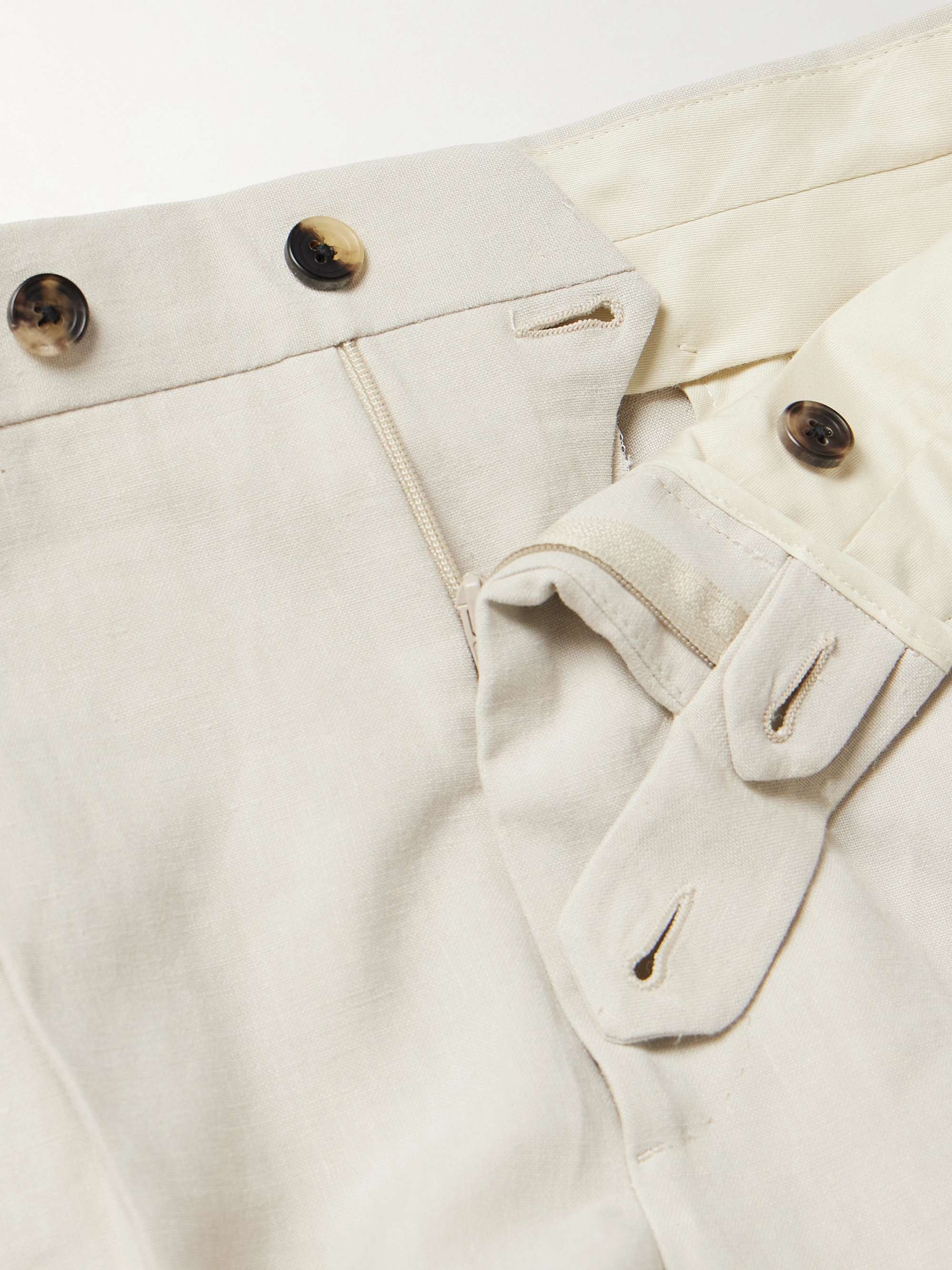 THOM SWEENEY 