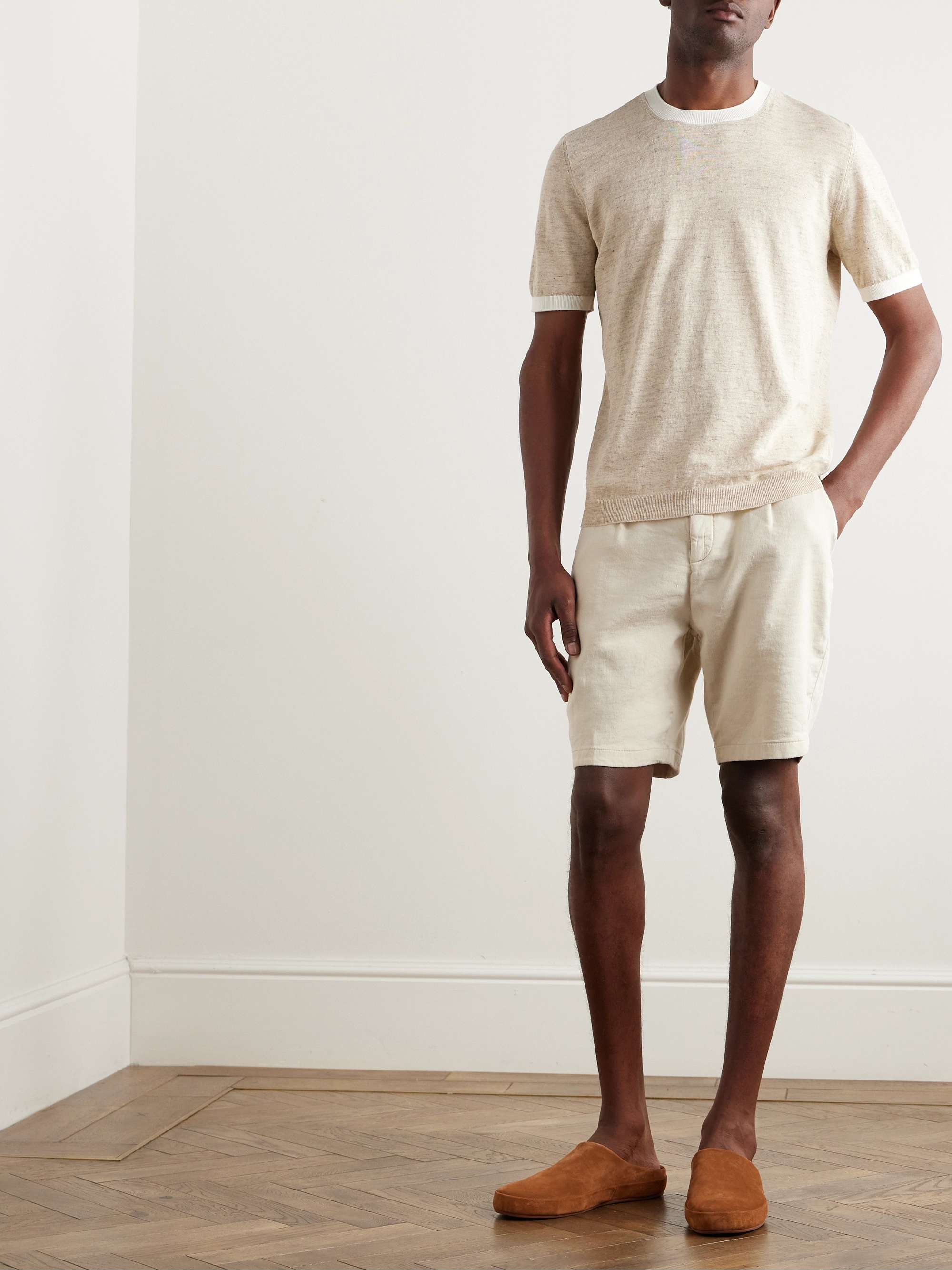 THOM SWEENEY 