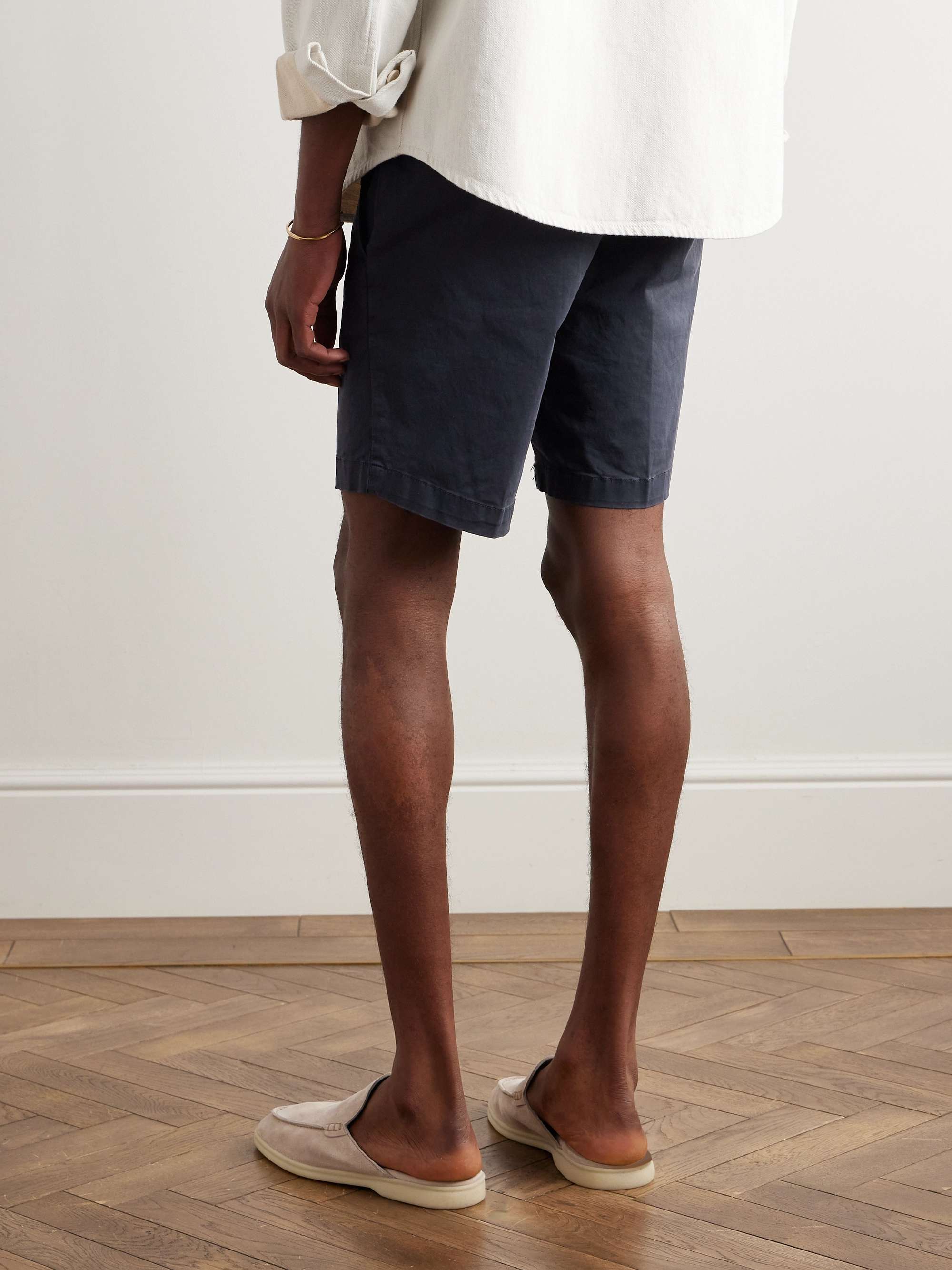 THOM SWEENEY 