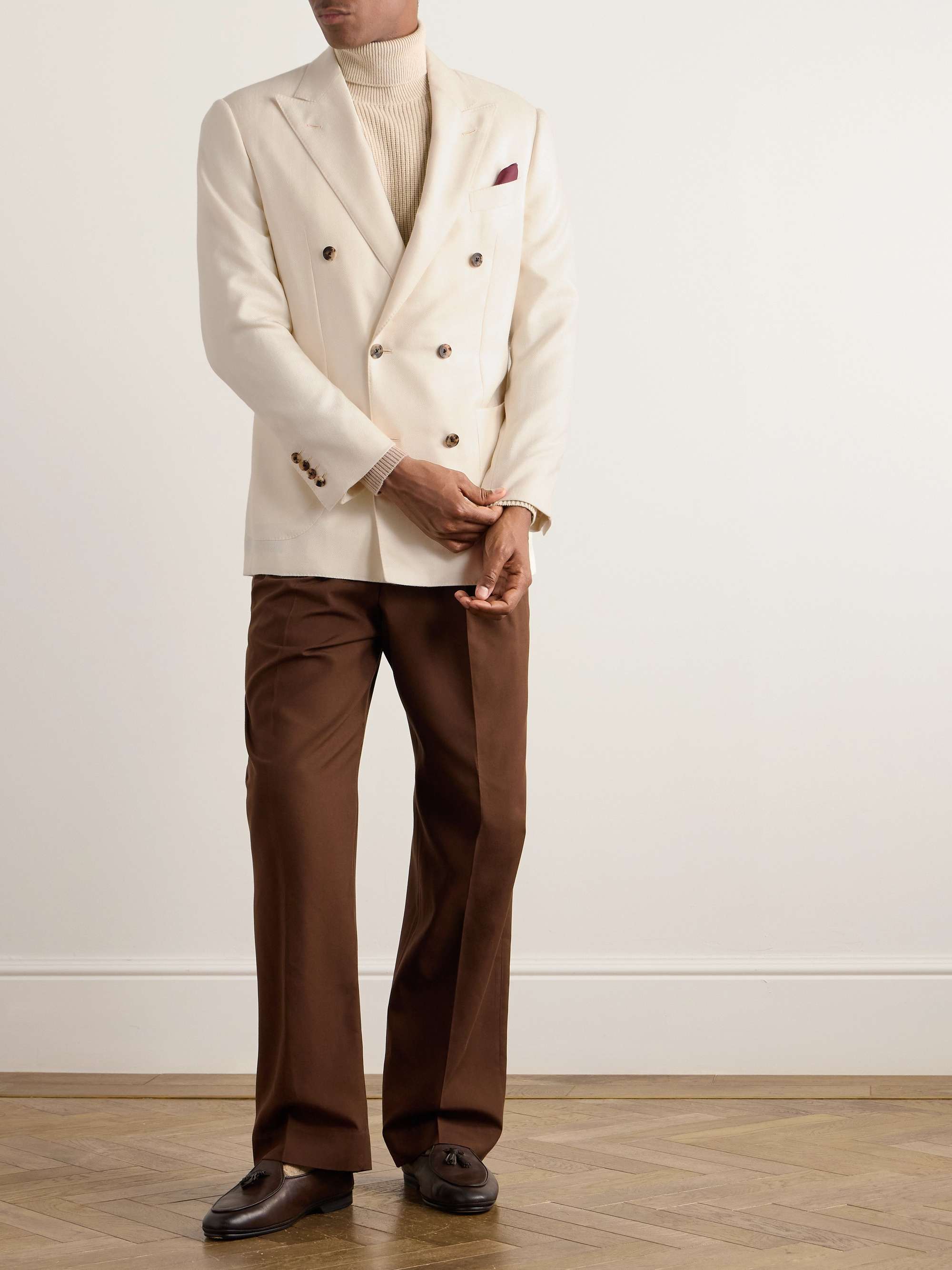 THOM SWEENEY 