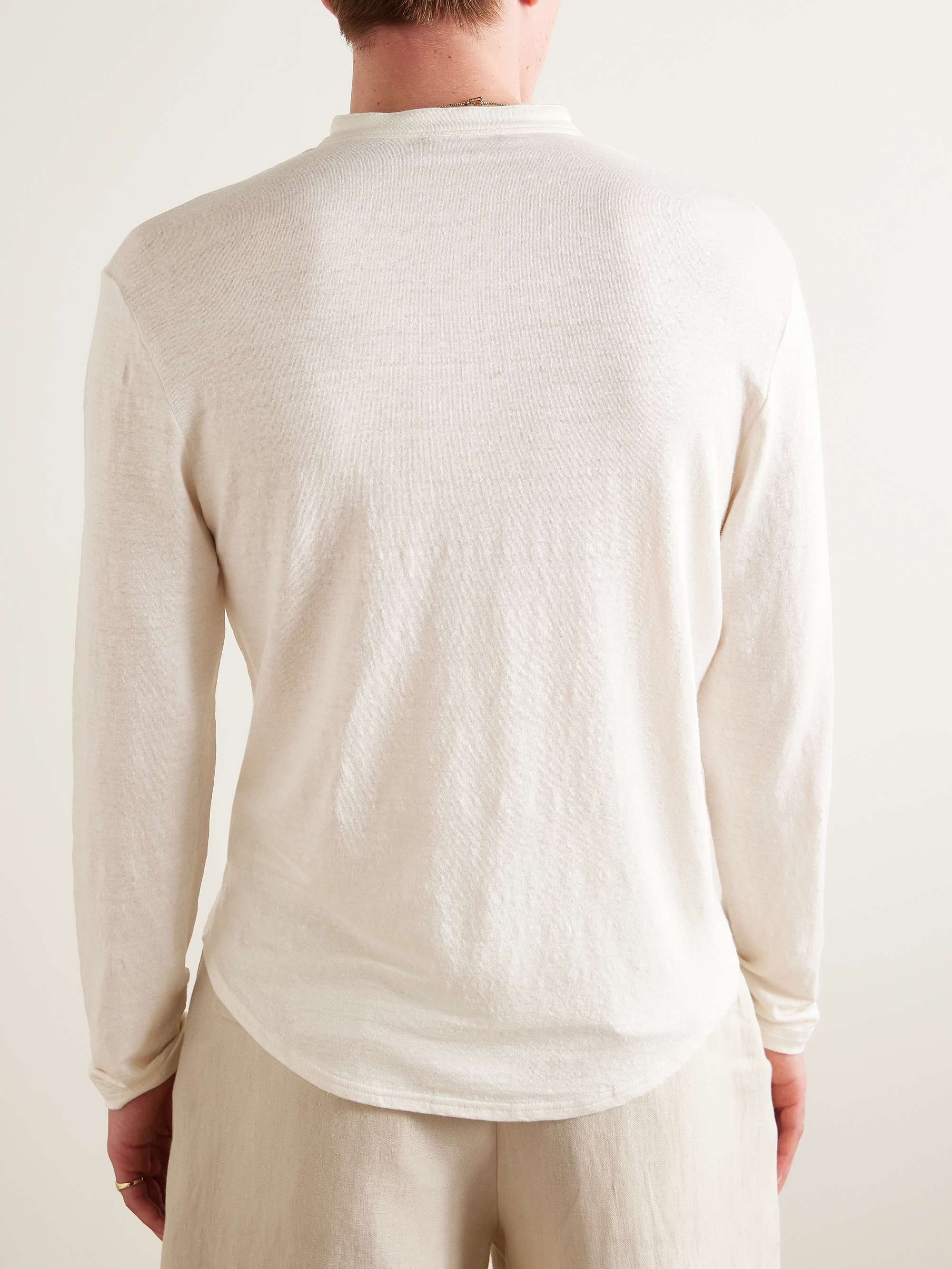 THOM SWEENEY 