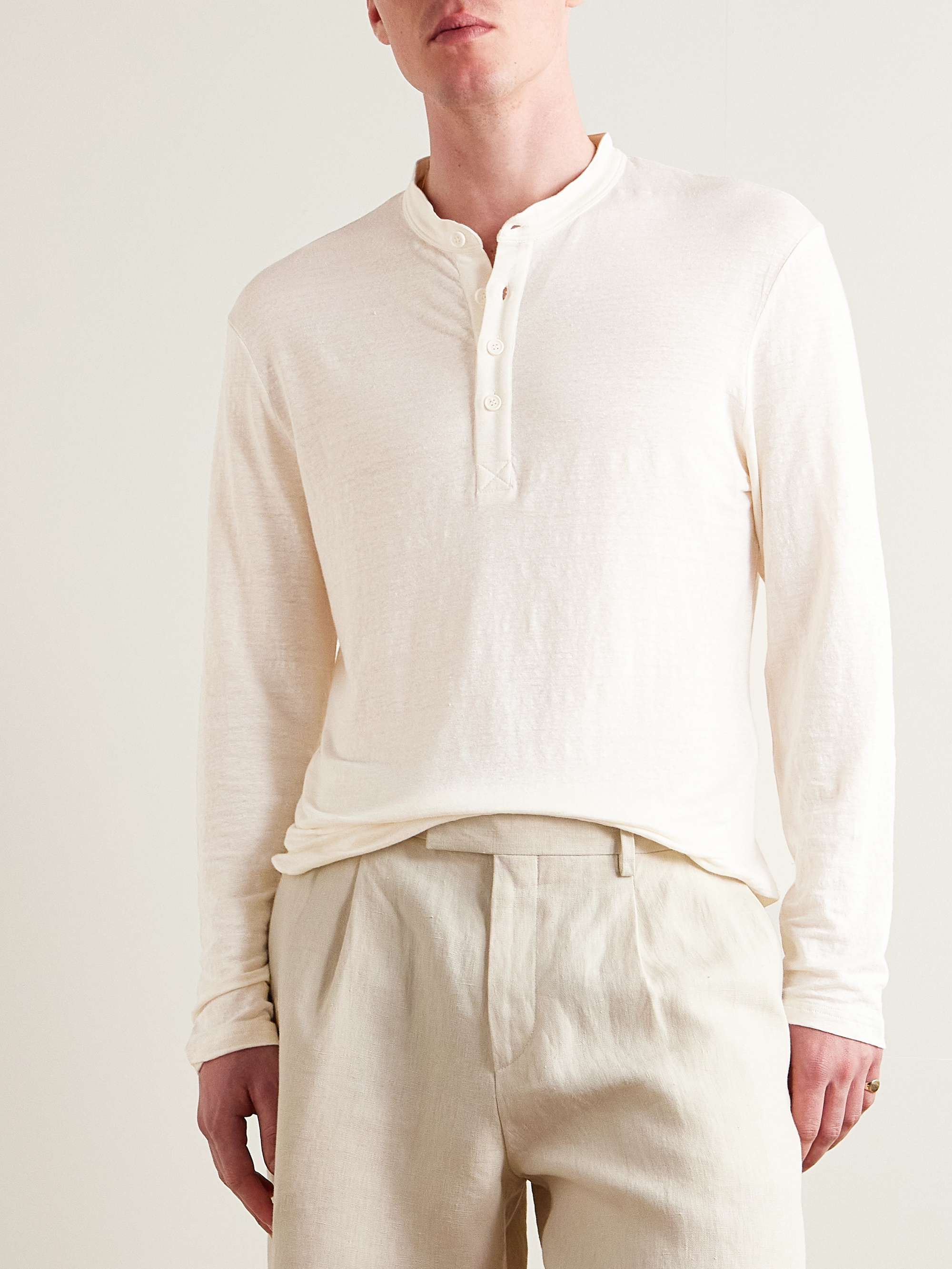 THOM SWEENEY 