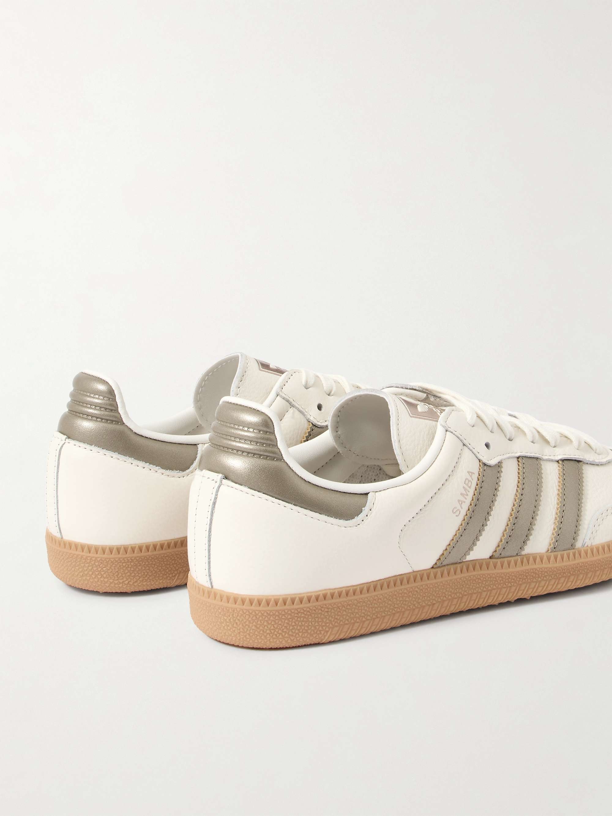 ADIDAS ORIGINALS 