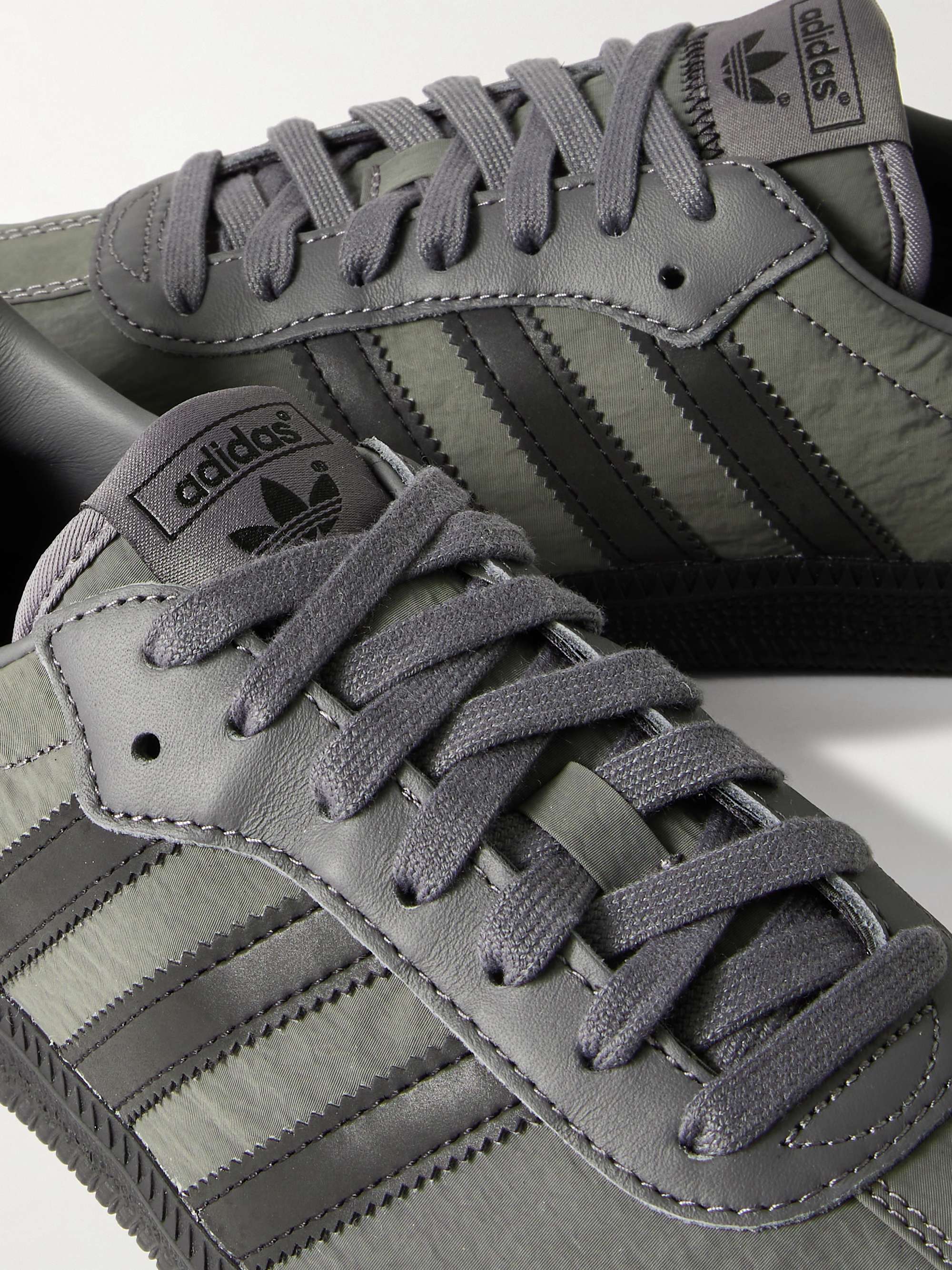ADIDAS ORIGINALS 