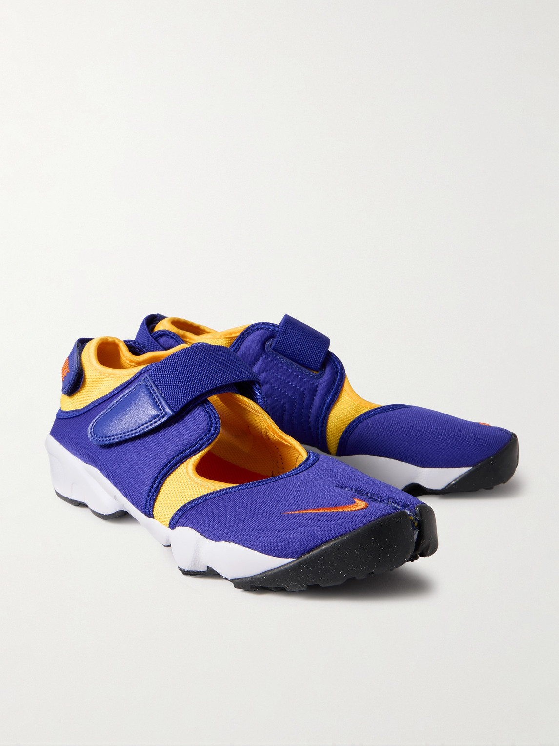 turtle toe shoes nike