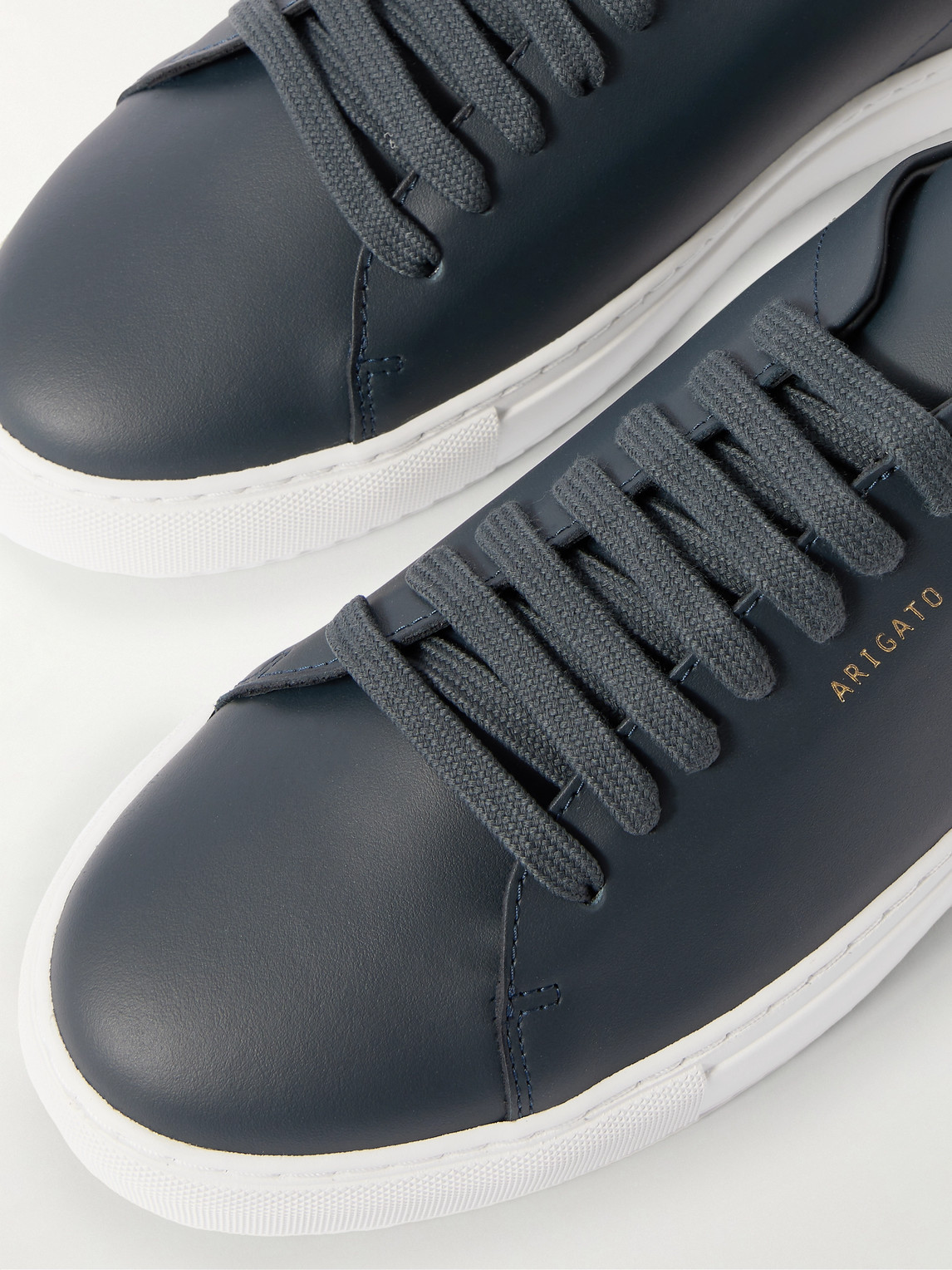 Axel Arigato 90 Clean Black Low Top Sneakers With Logo Lettering On The Side In Leather Man In Blue