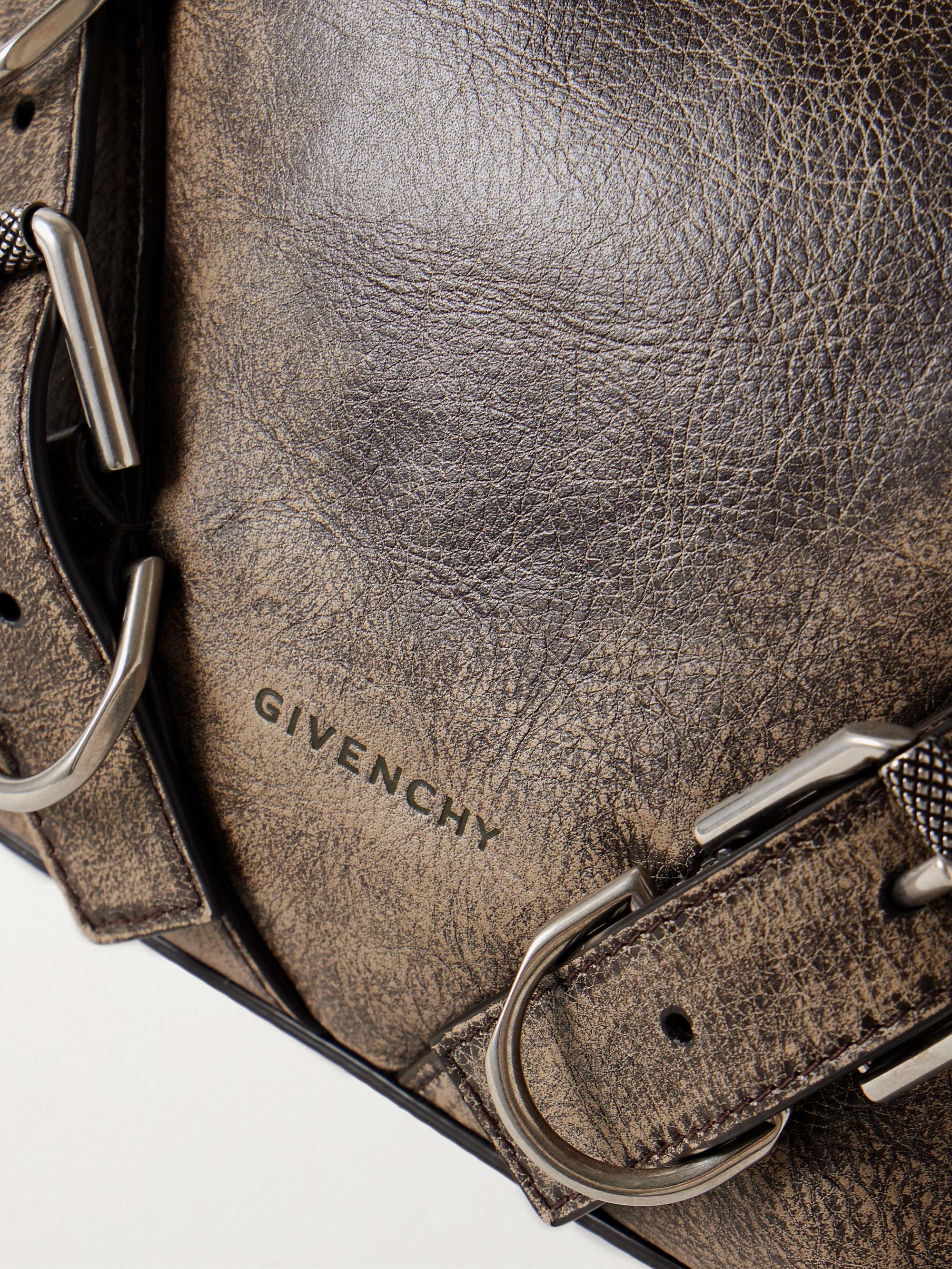 GIVENCHY 