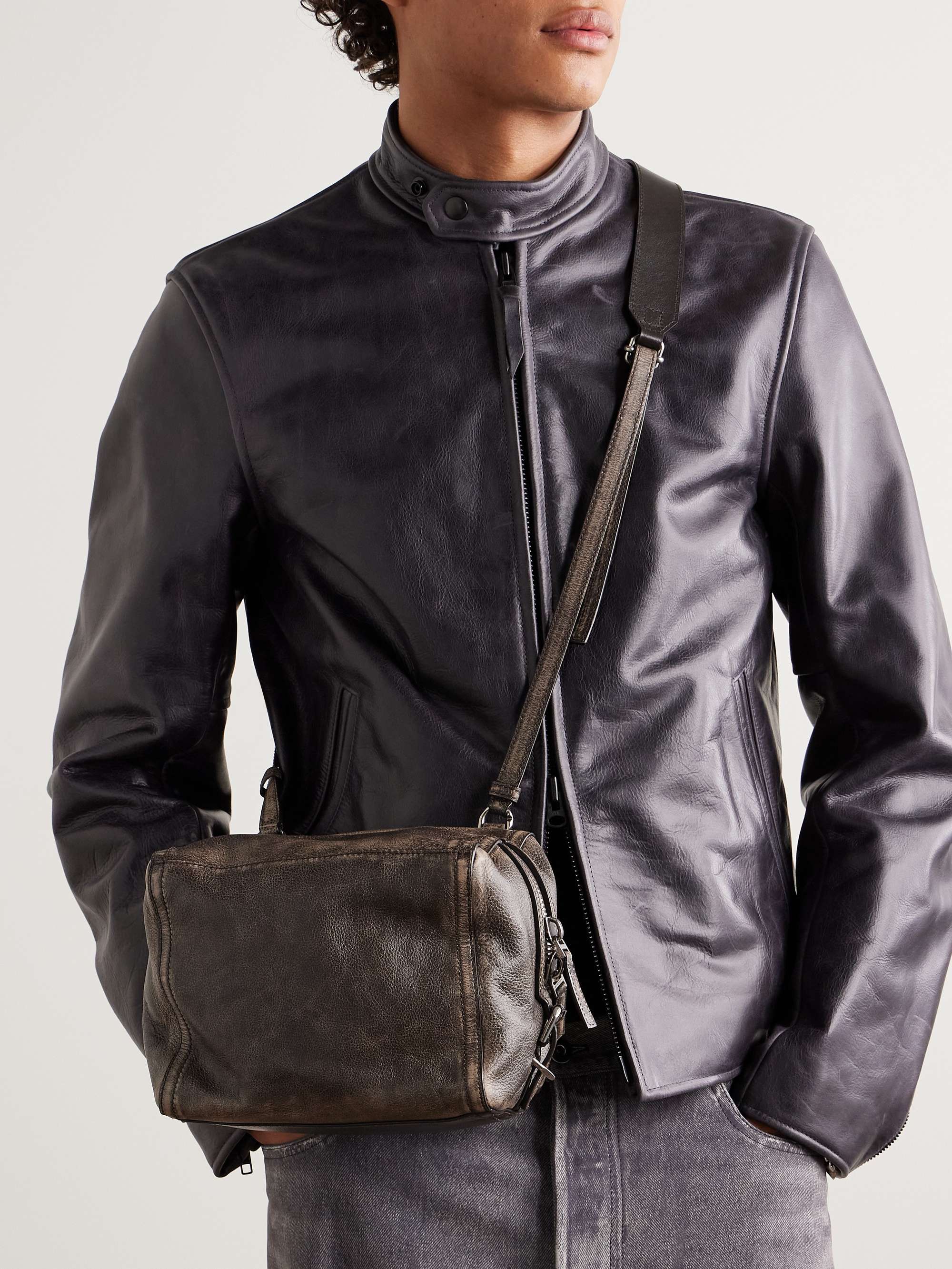 GIVENCHY 