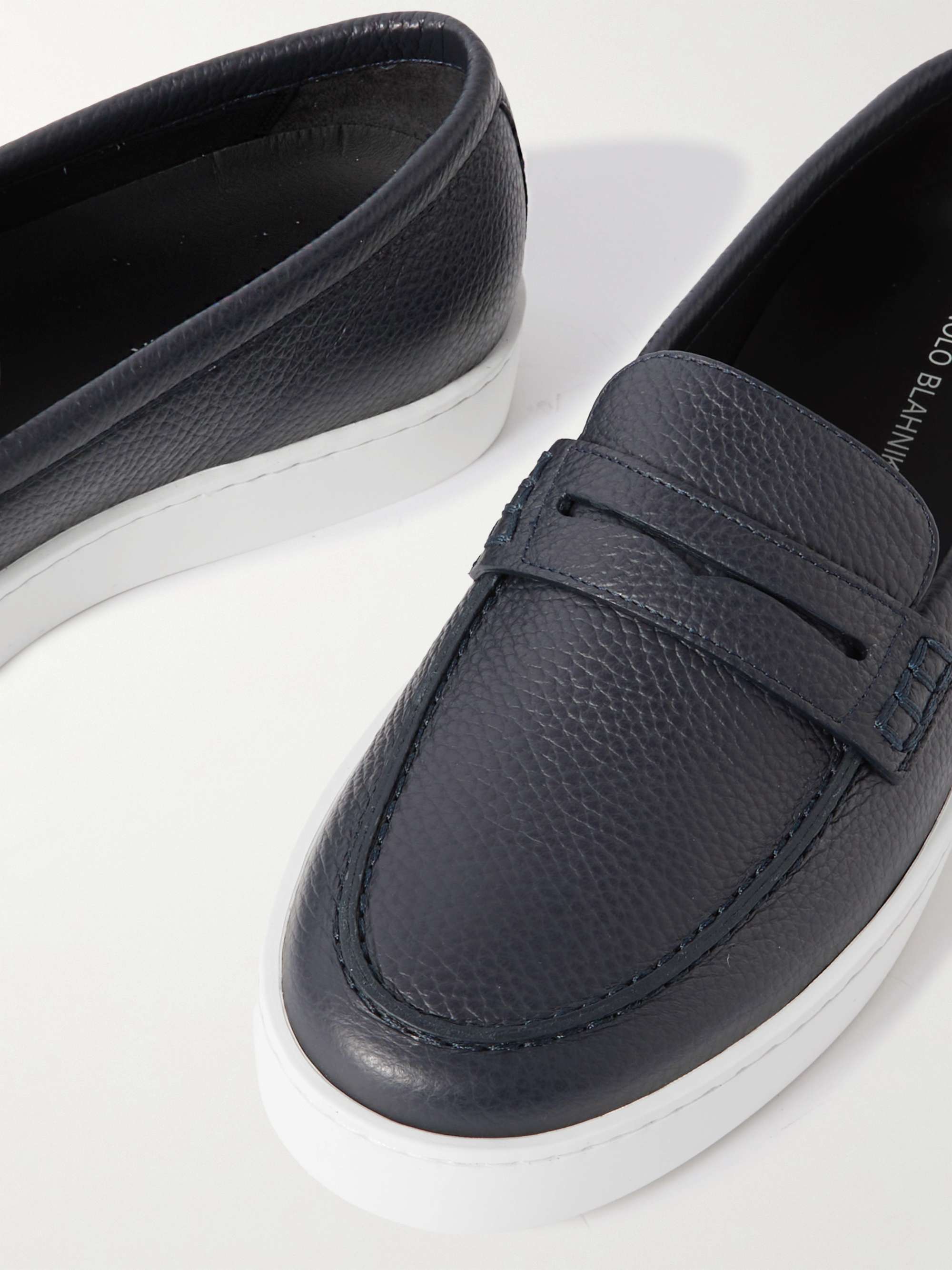 MANOLO BLAHNIK 