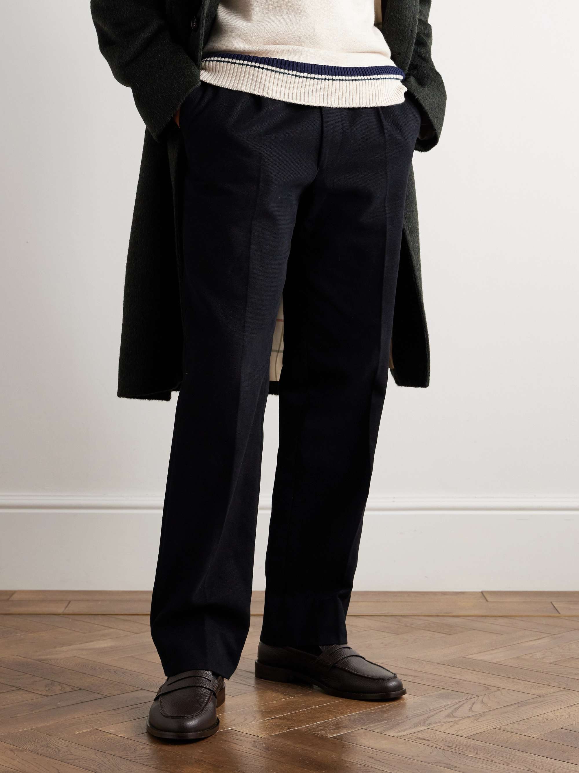 MANOLO BLAHNIK 