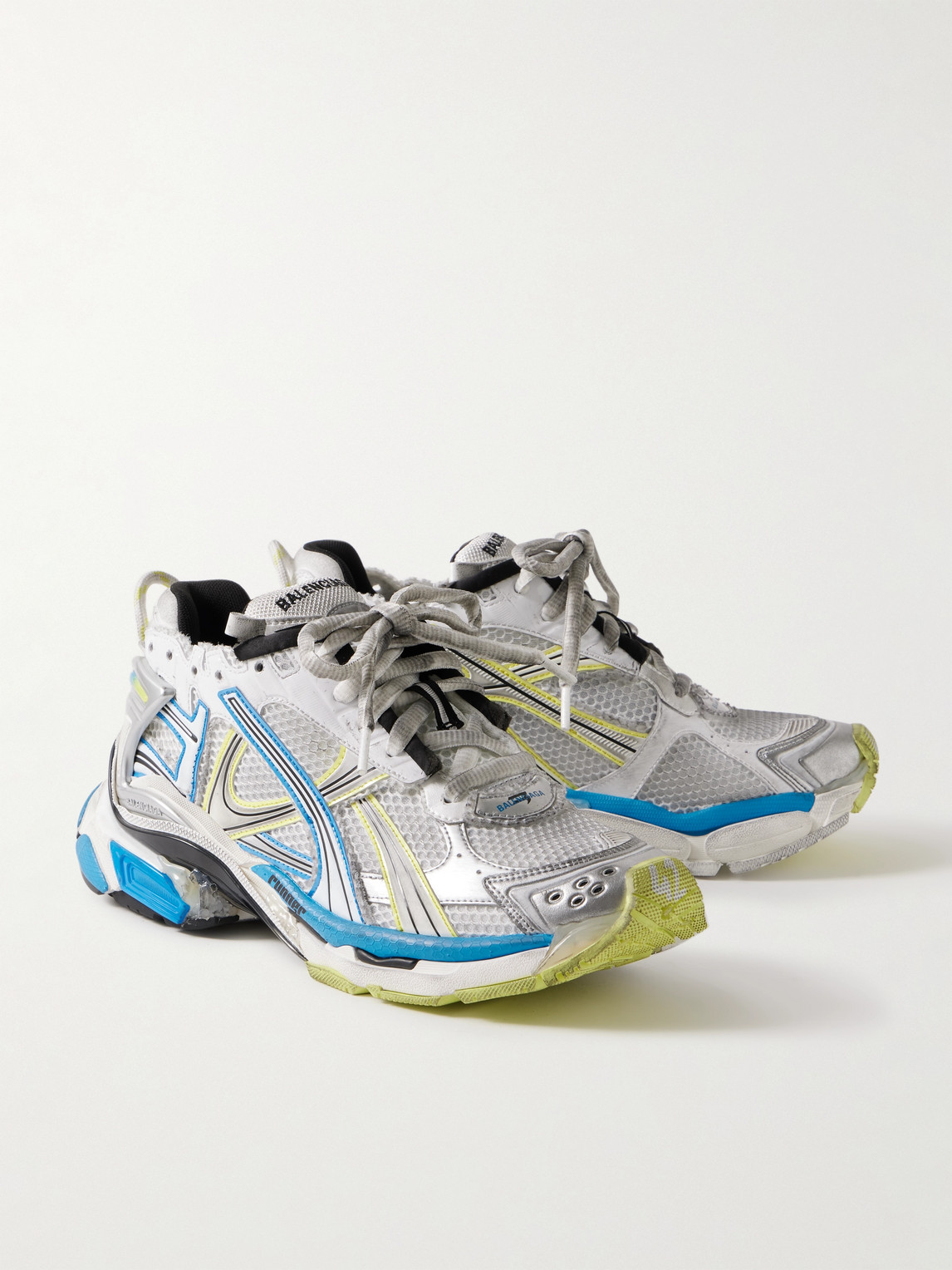 Balenciaga Runner Chunky Low-top Sneakers In Gray