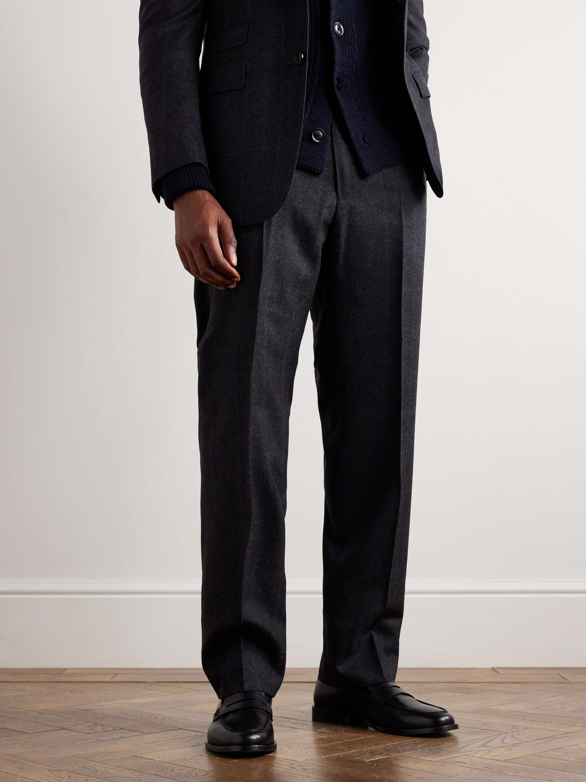 MANOLO BLAHNIK 