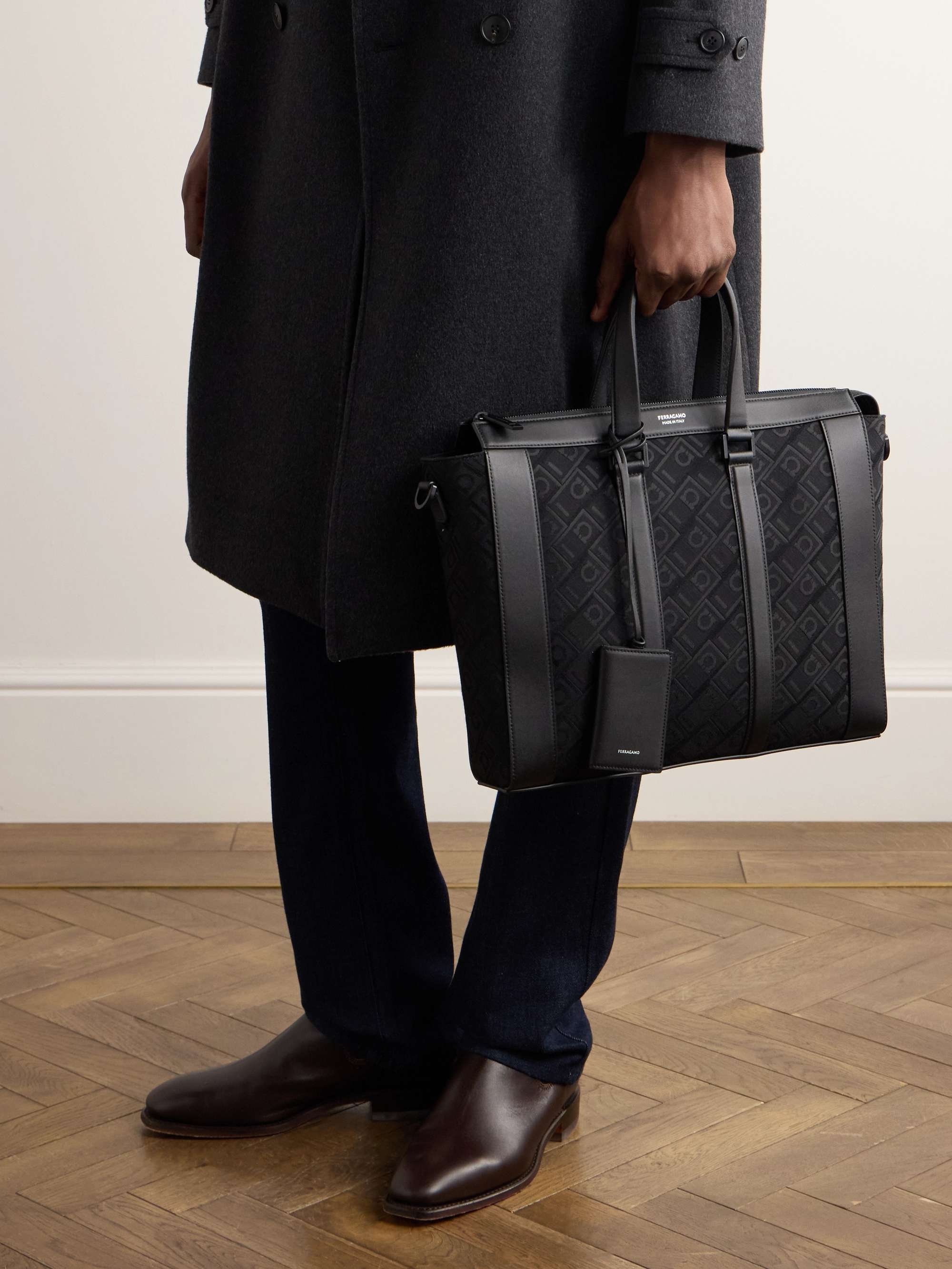 FERRAGAMO 