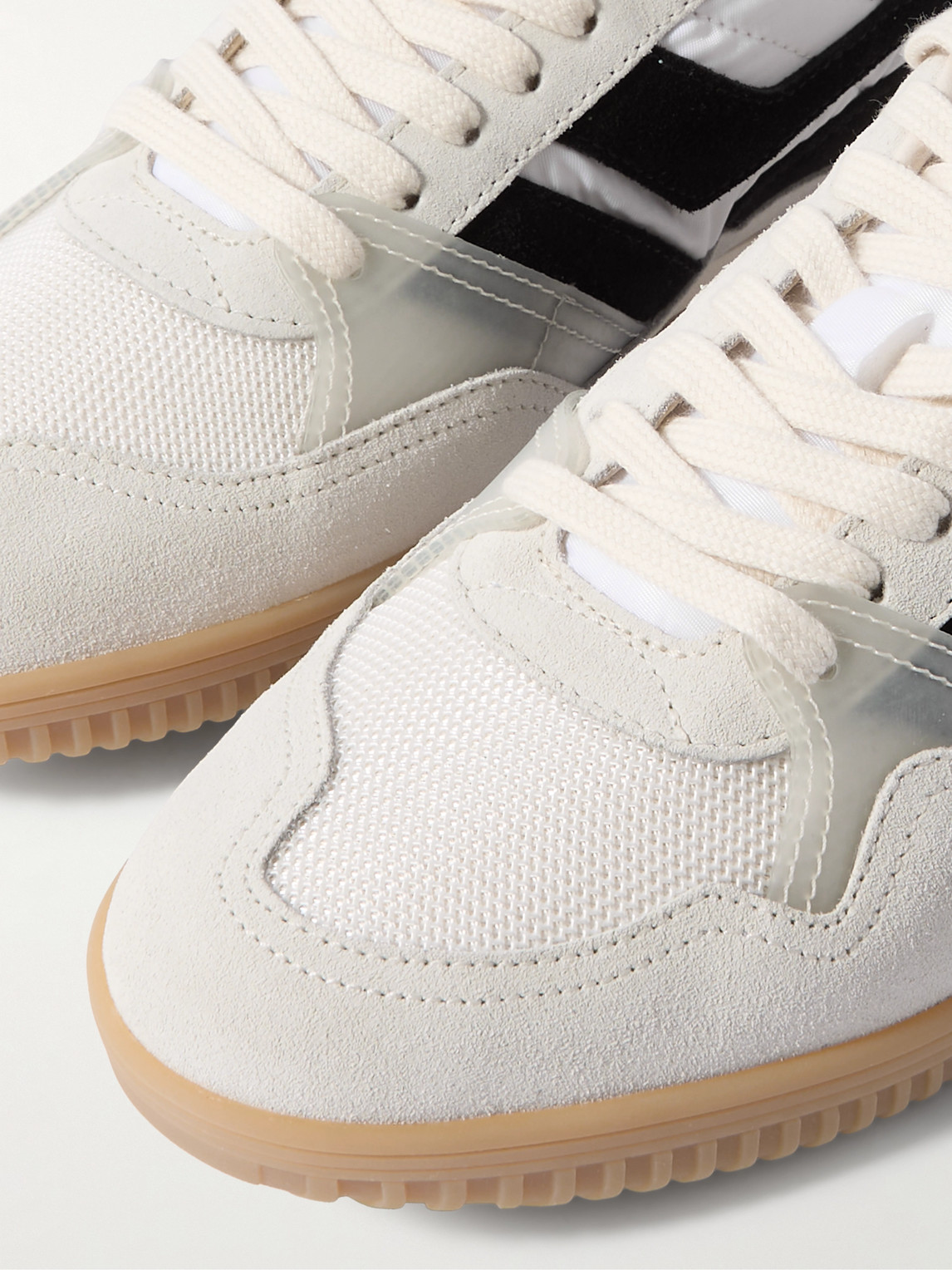Tom Ford Round Head Lacing Low-cut Casual Sneakers In Neutrals