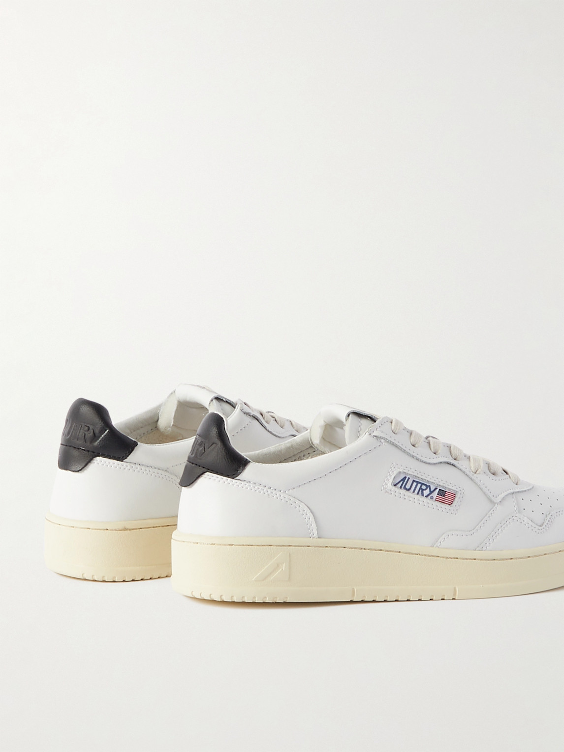 Autry Leather Medalist Low-top Sneakers In White