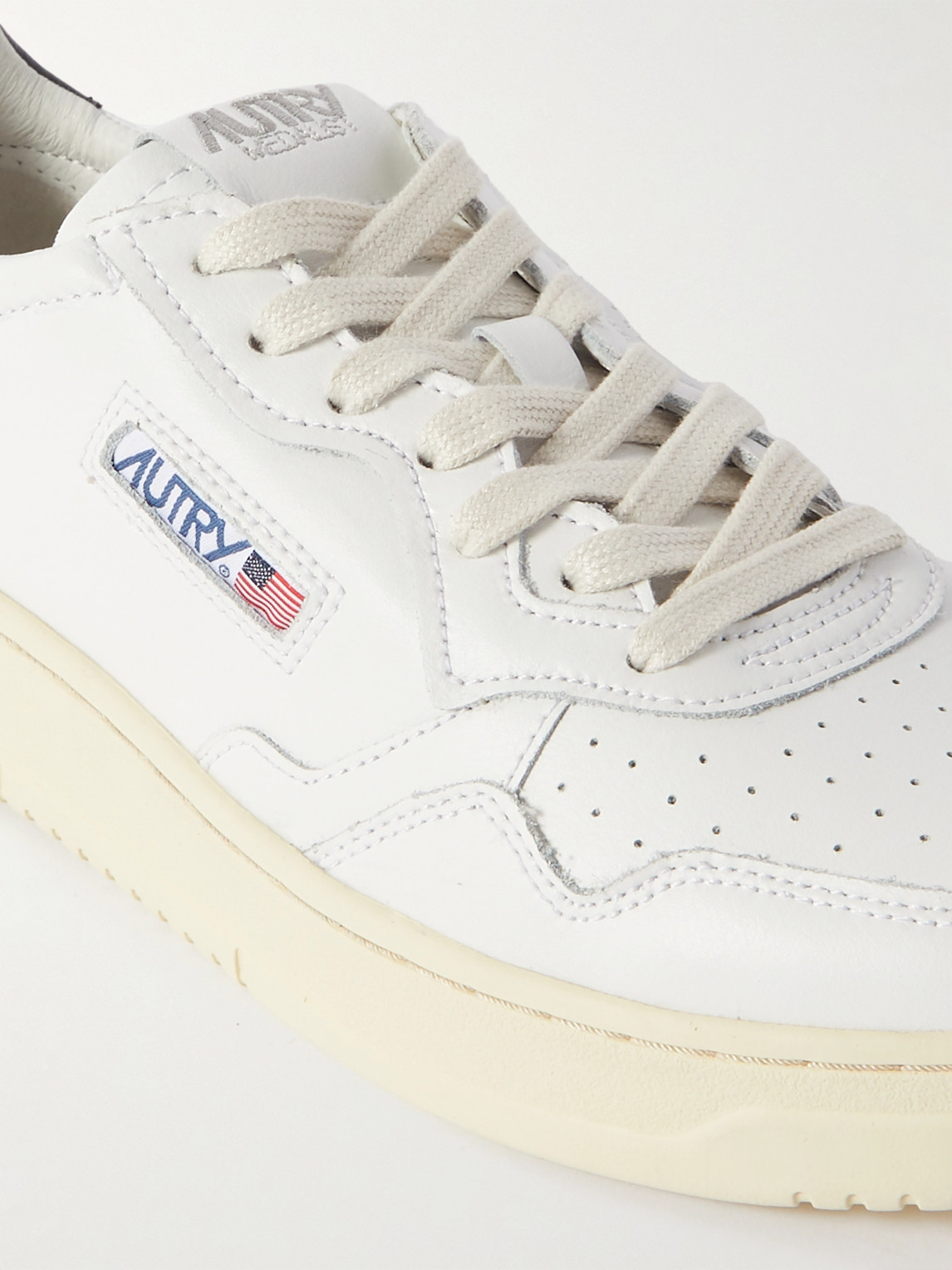 Autry Leather Medalist Low-top Sneakers In White