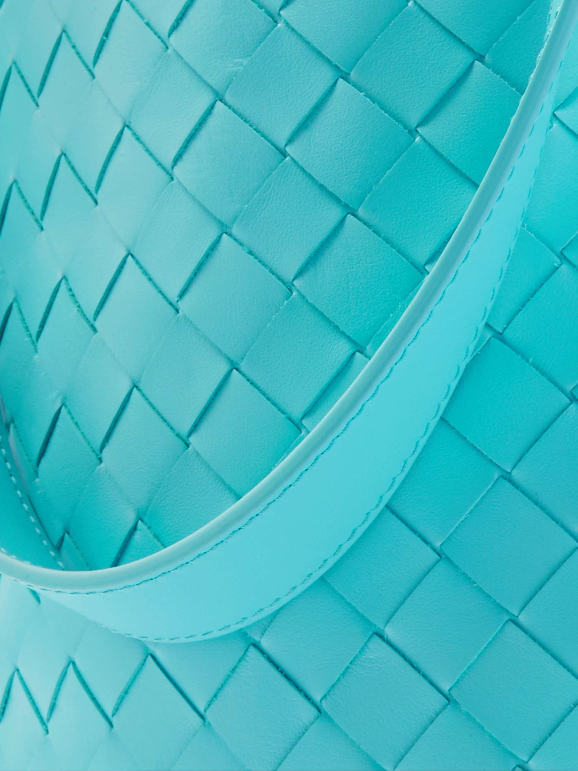 BOTTEGA VENETA 애비뉴 인트레치아토 가죽 토트 백