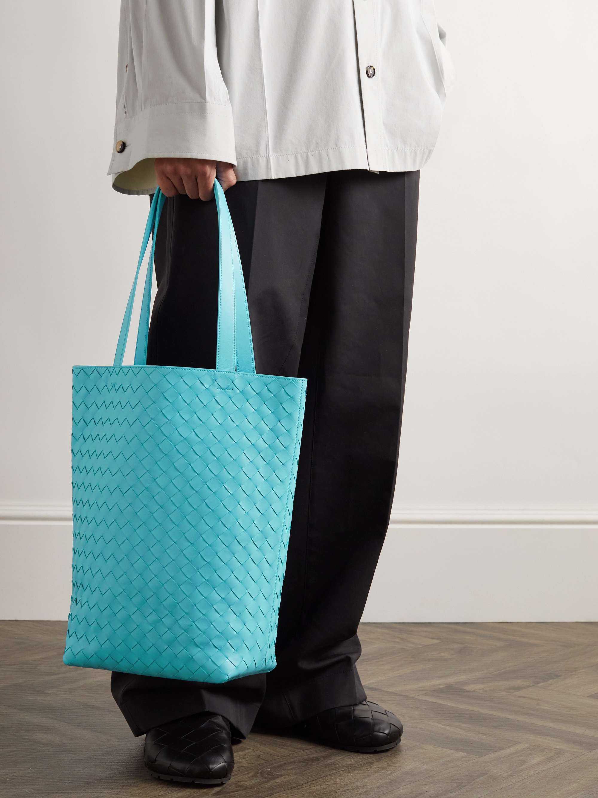 BOTTEGA VENETA 애비뉴 인트레치아토 가죽 토트 백