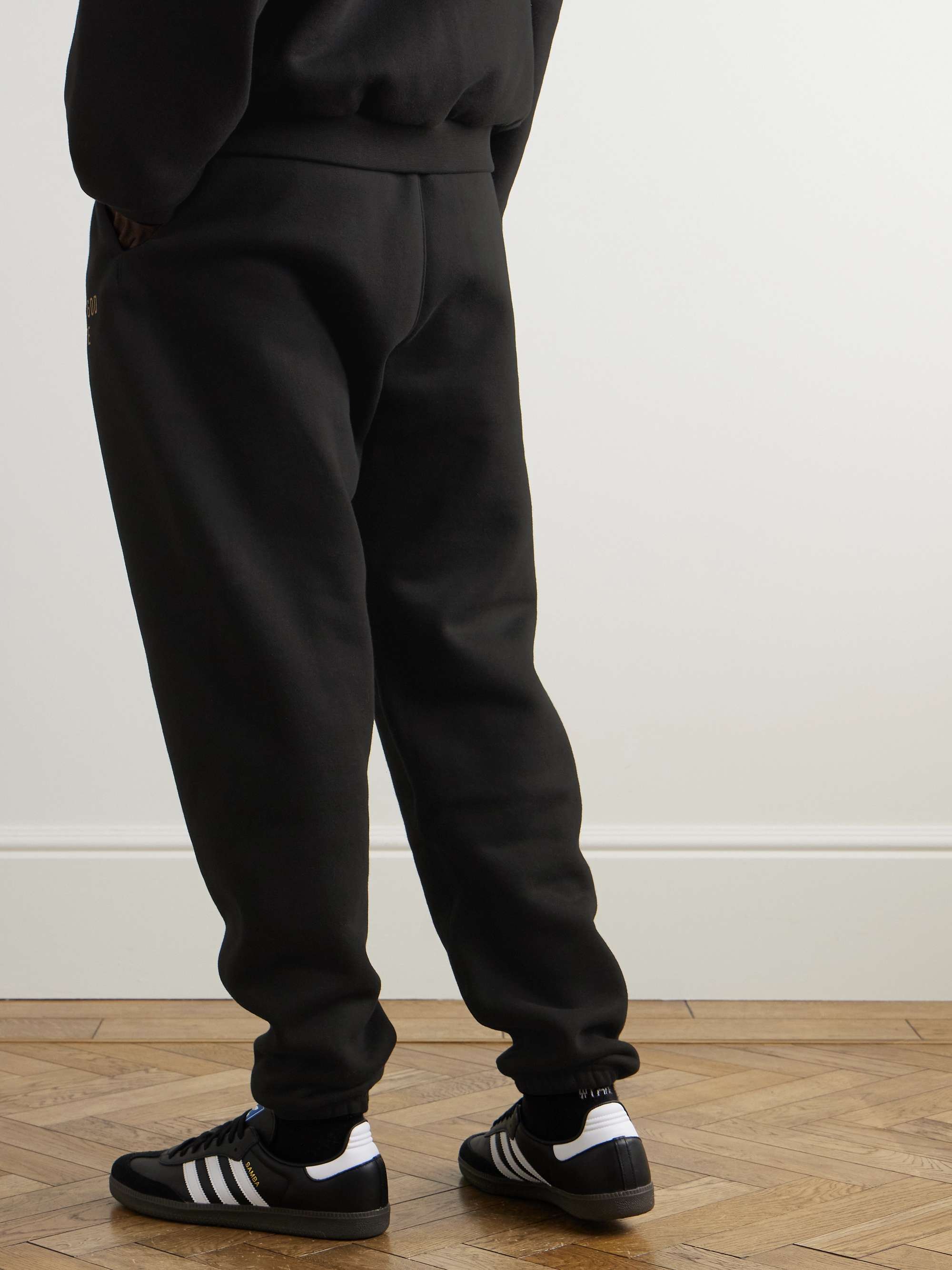 FEAR OF GOD ESSENTIALS 