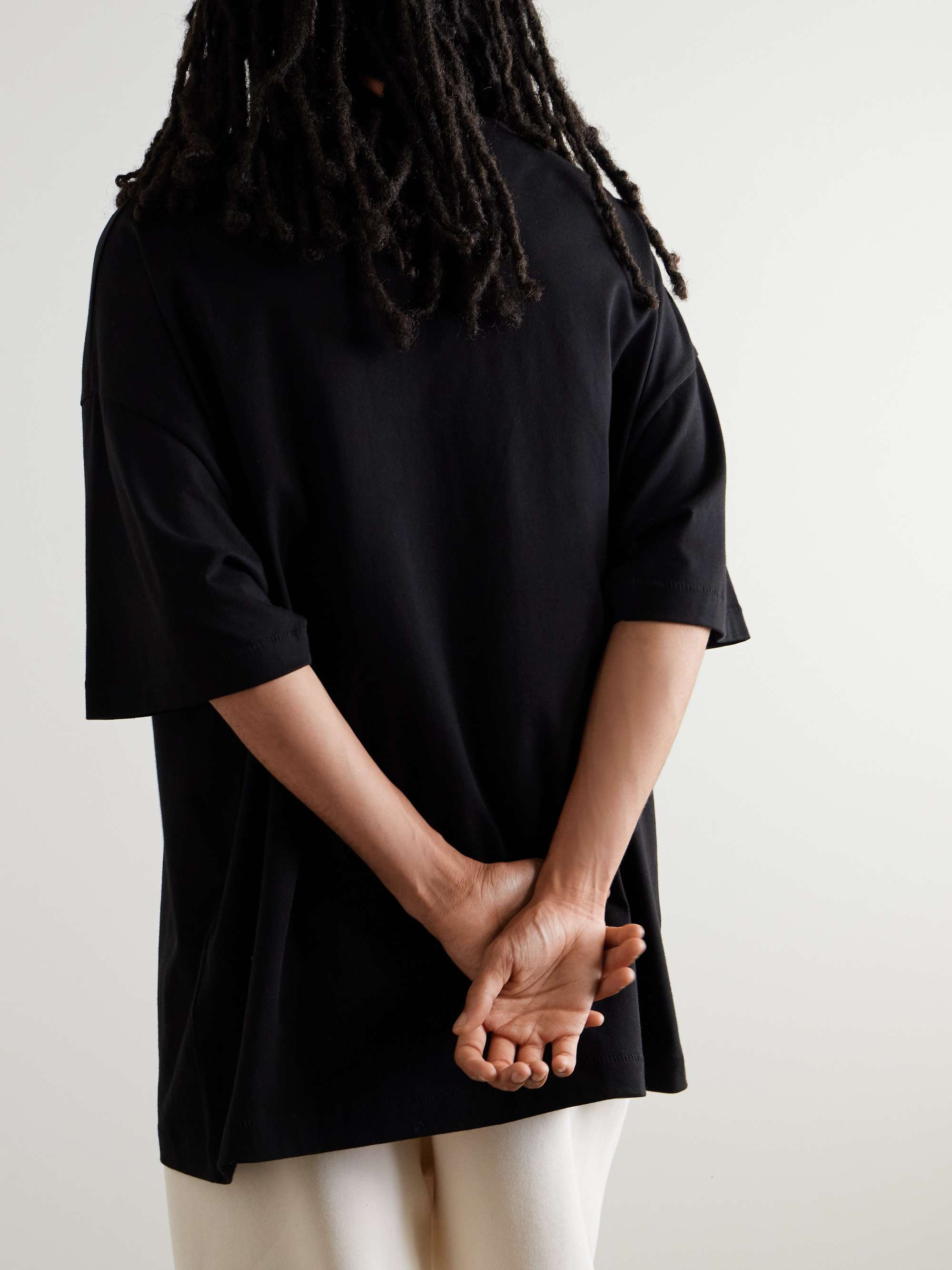 FEAR OF GOD ESSENTIALS 