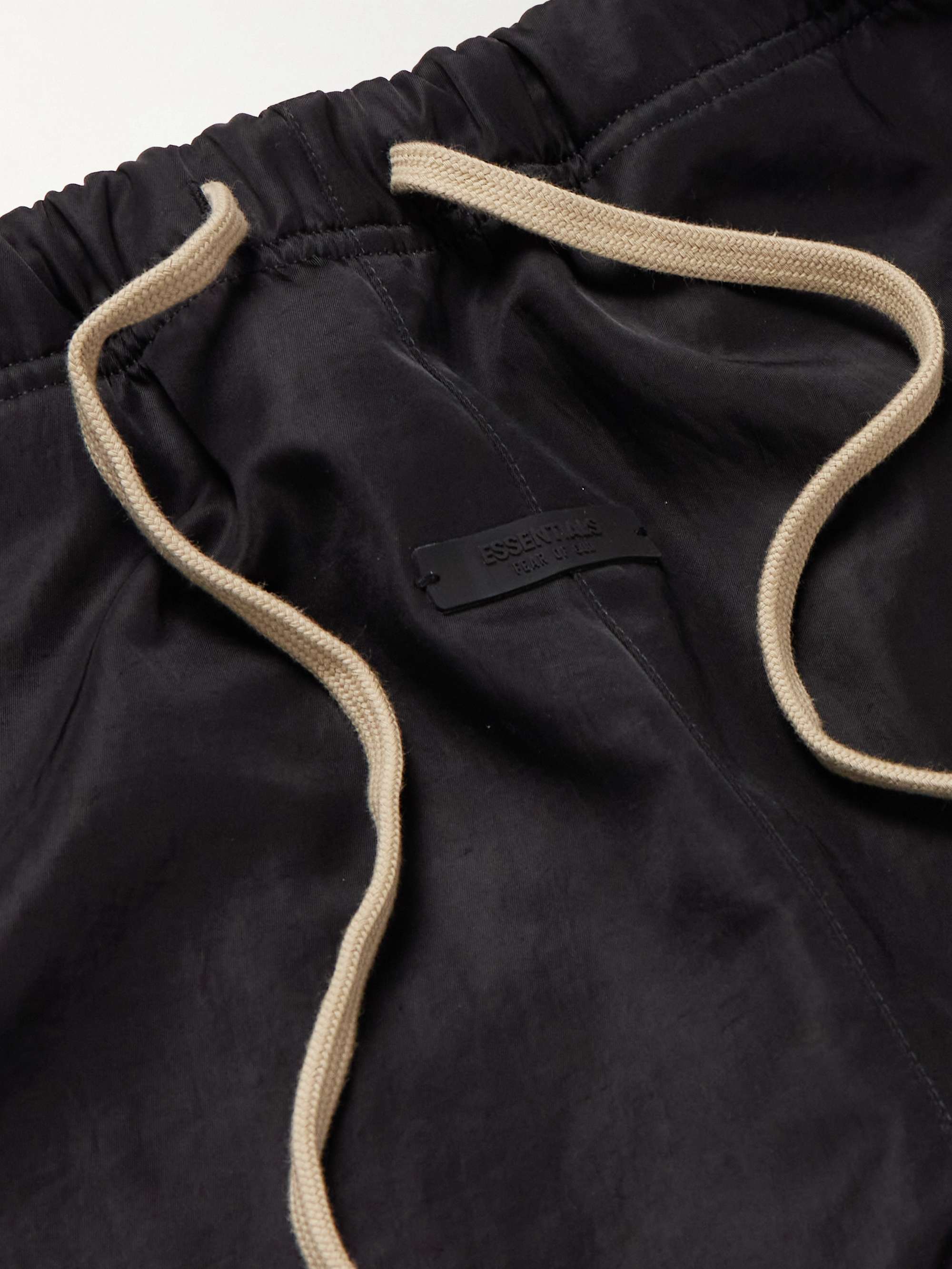 FEAR OF GOD ESSENTIALS 