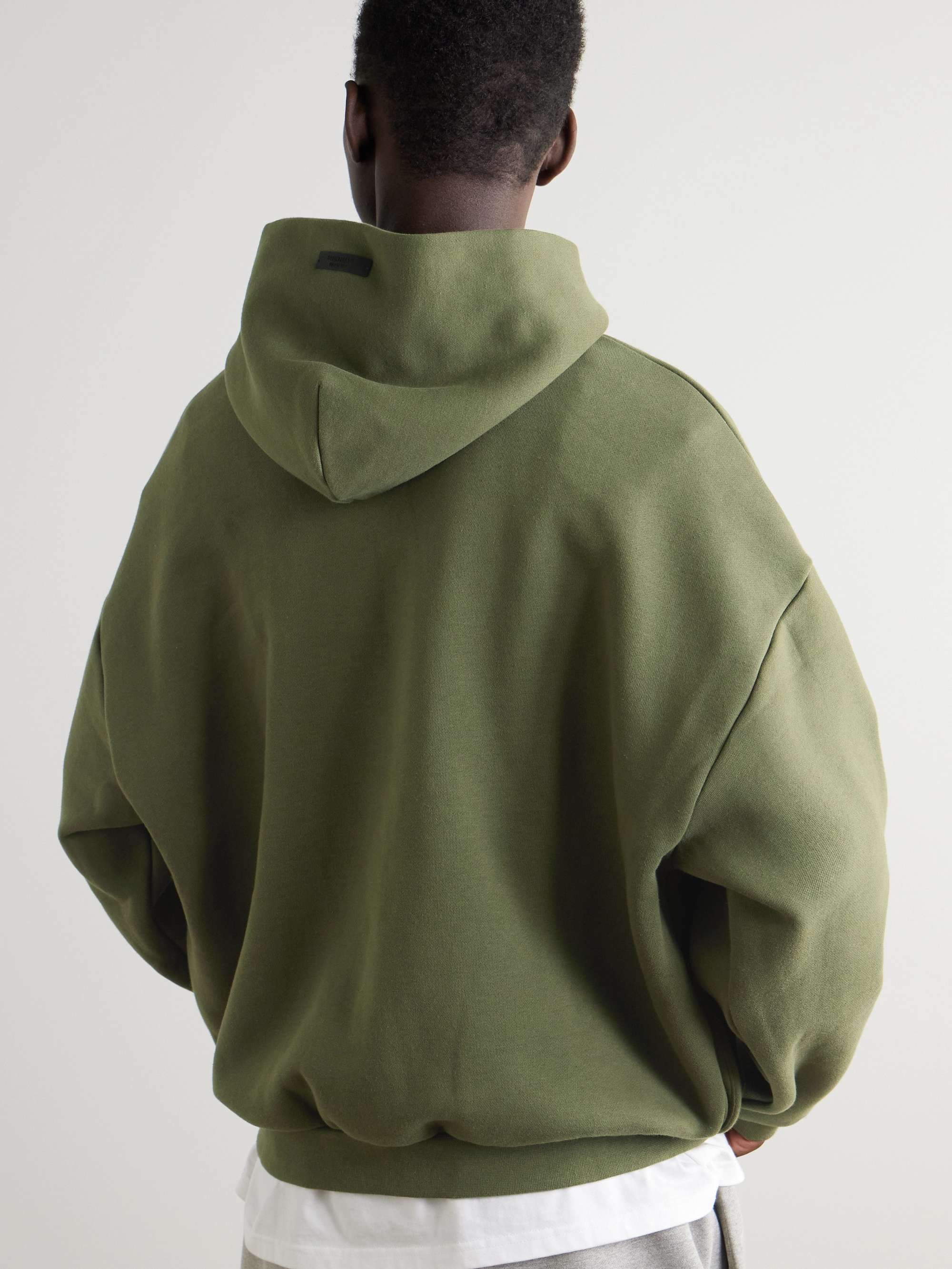 FEAR OF GOD ESSENTIALS 