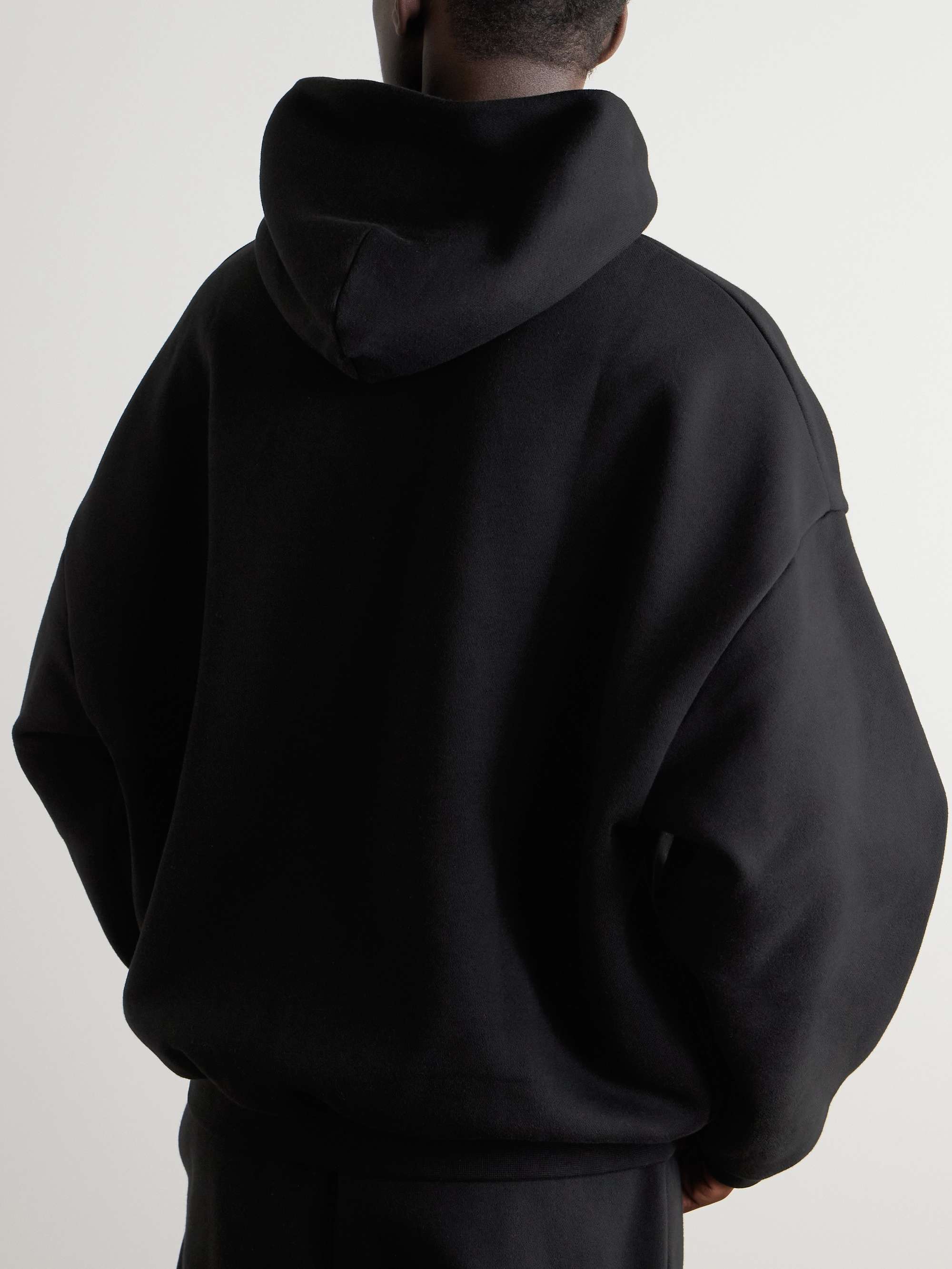 FEAR OF GOD ESSENTIALS 