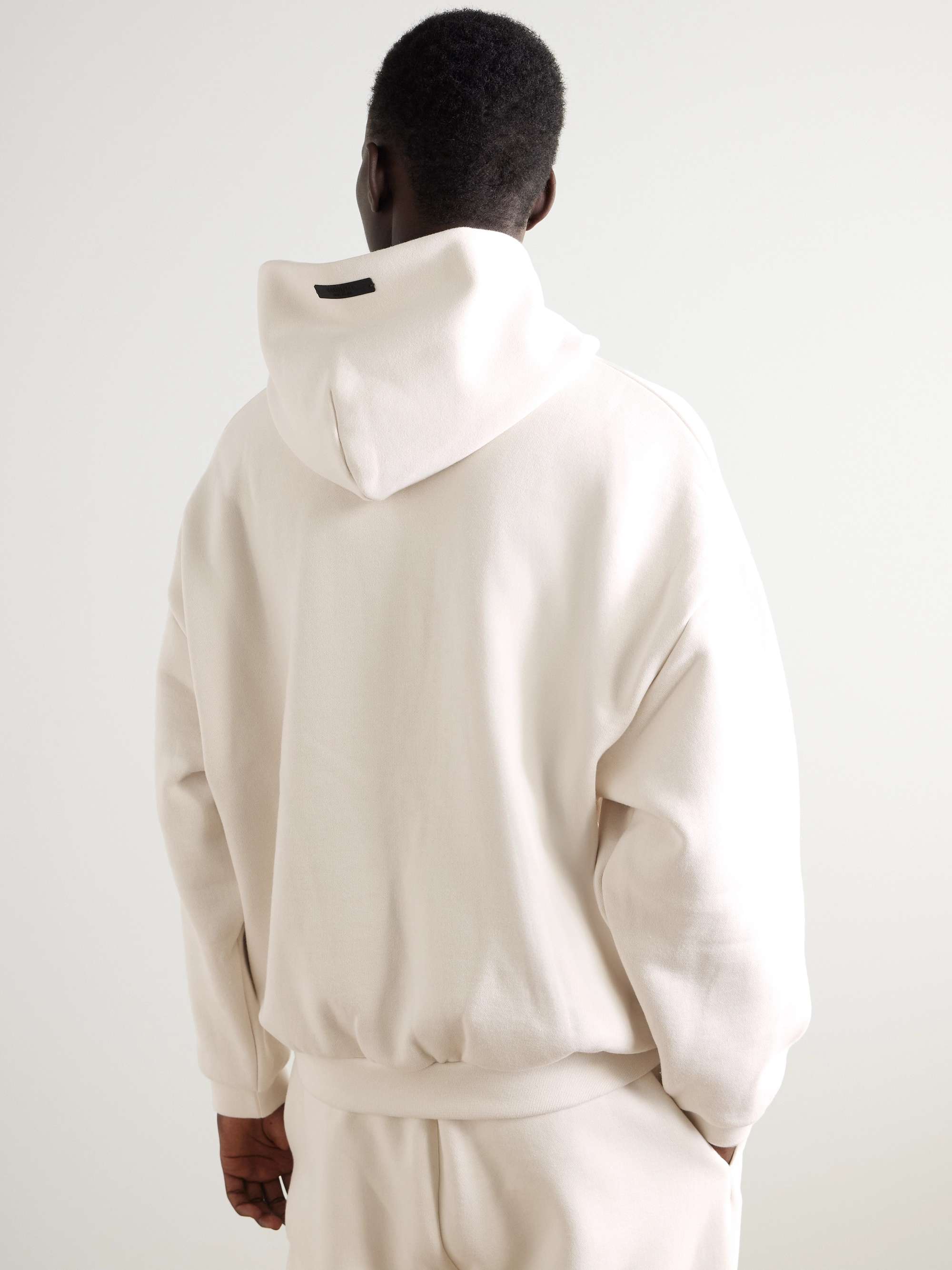 FEAR OF GOD ESSENTIALS 