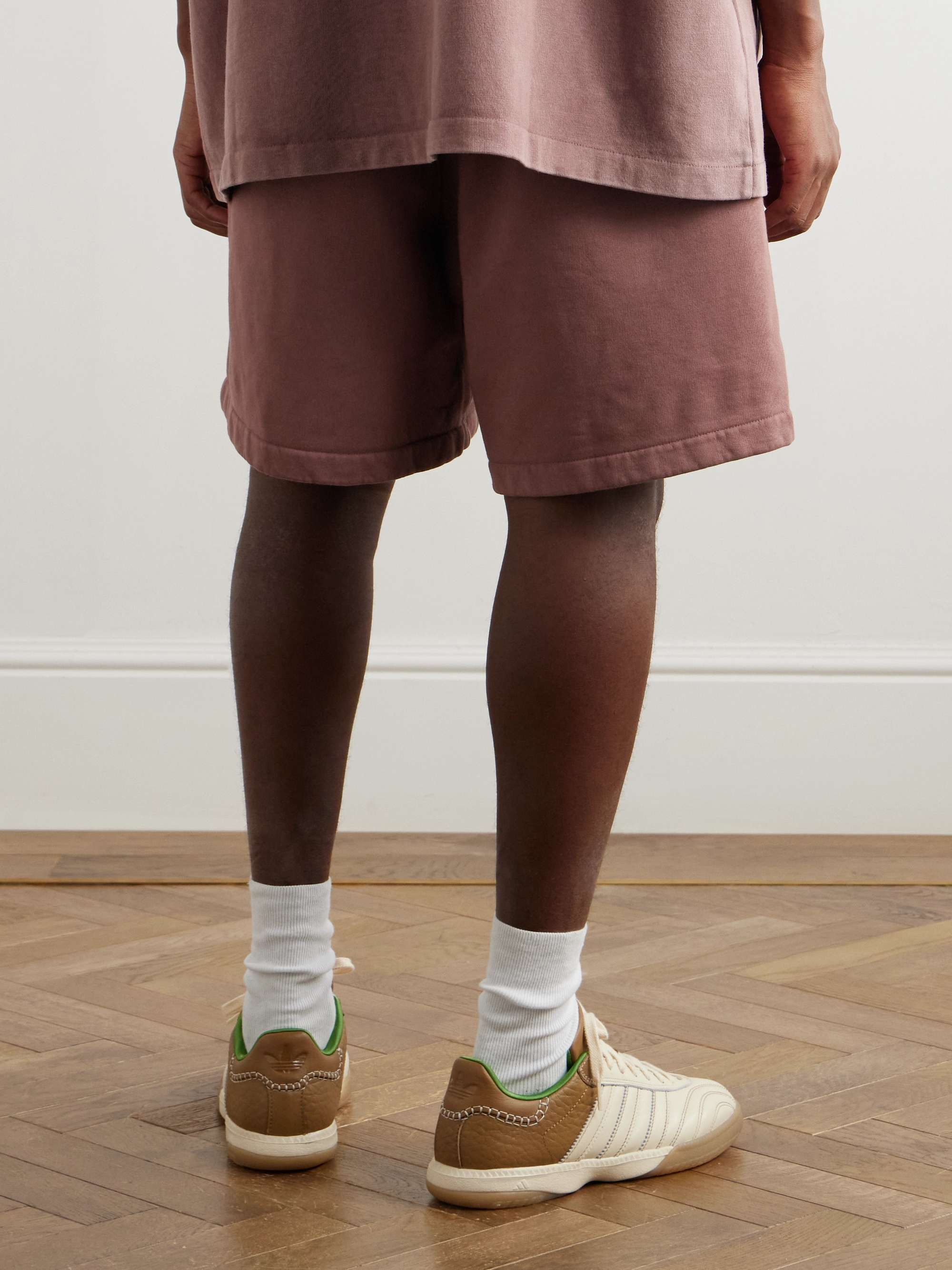 FEAR OF GOD ESSENTIALS 