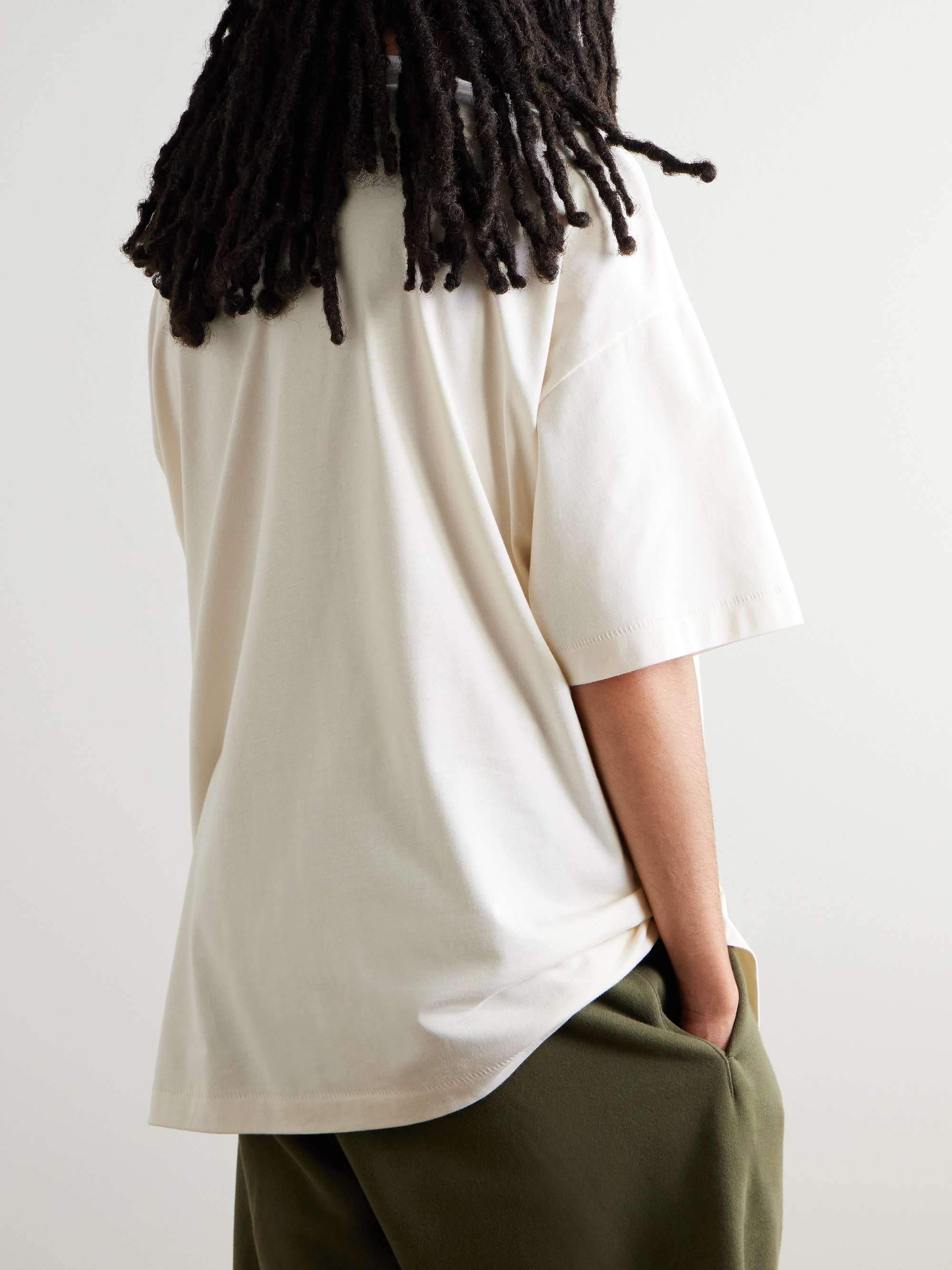 FEAR OF GOD ESSENTIALS 