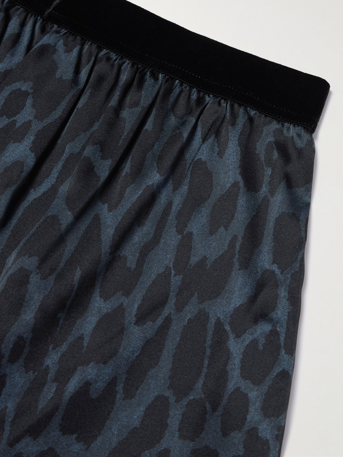 Tom Ford Cheetah-print Stretch-silk Boxer Shorts In Black